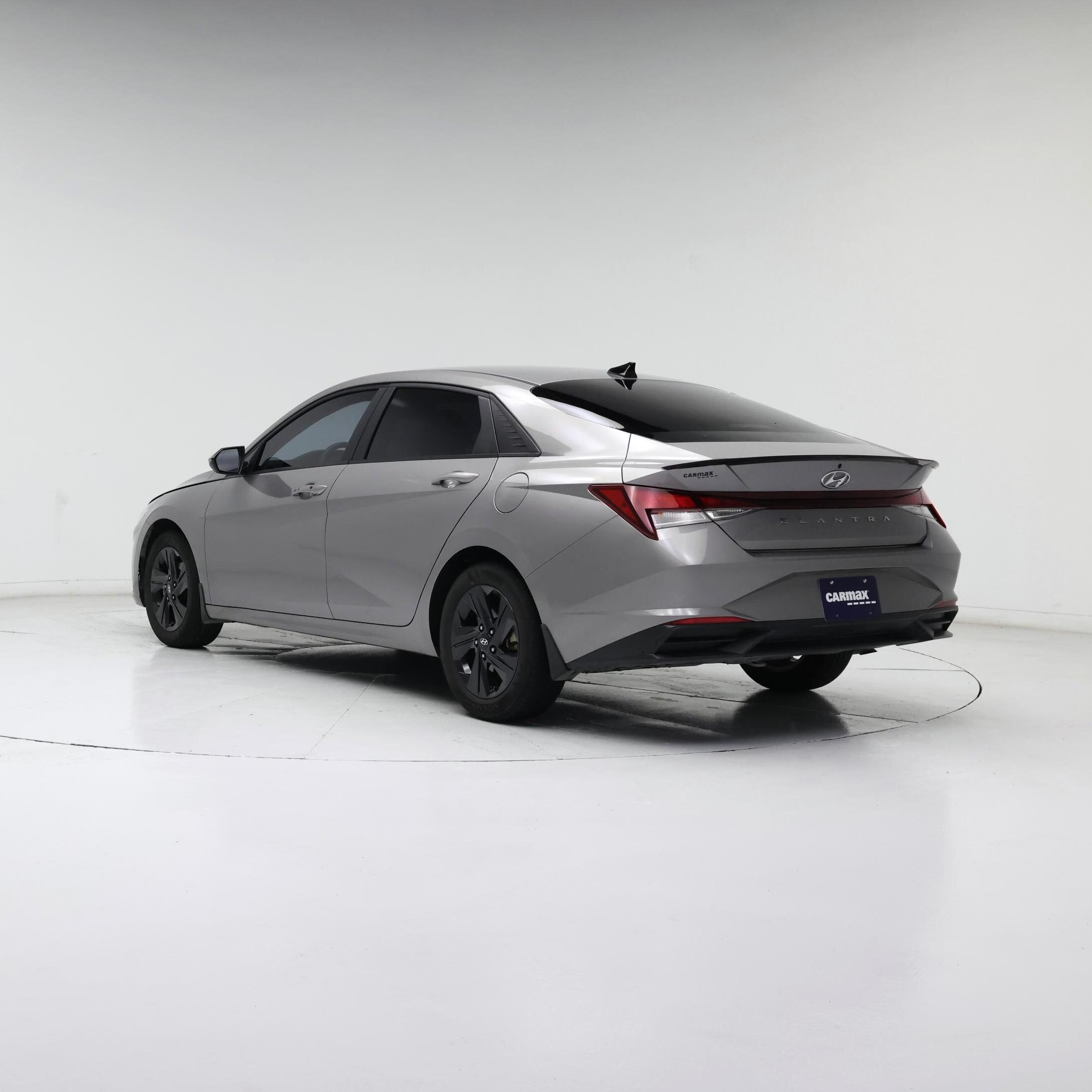 Thumbnail: 2023 Hyundai Elantra - 2