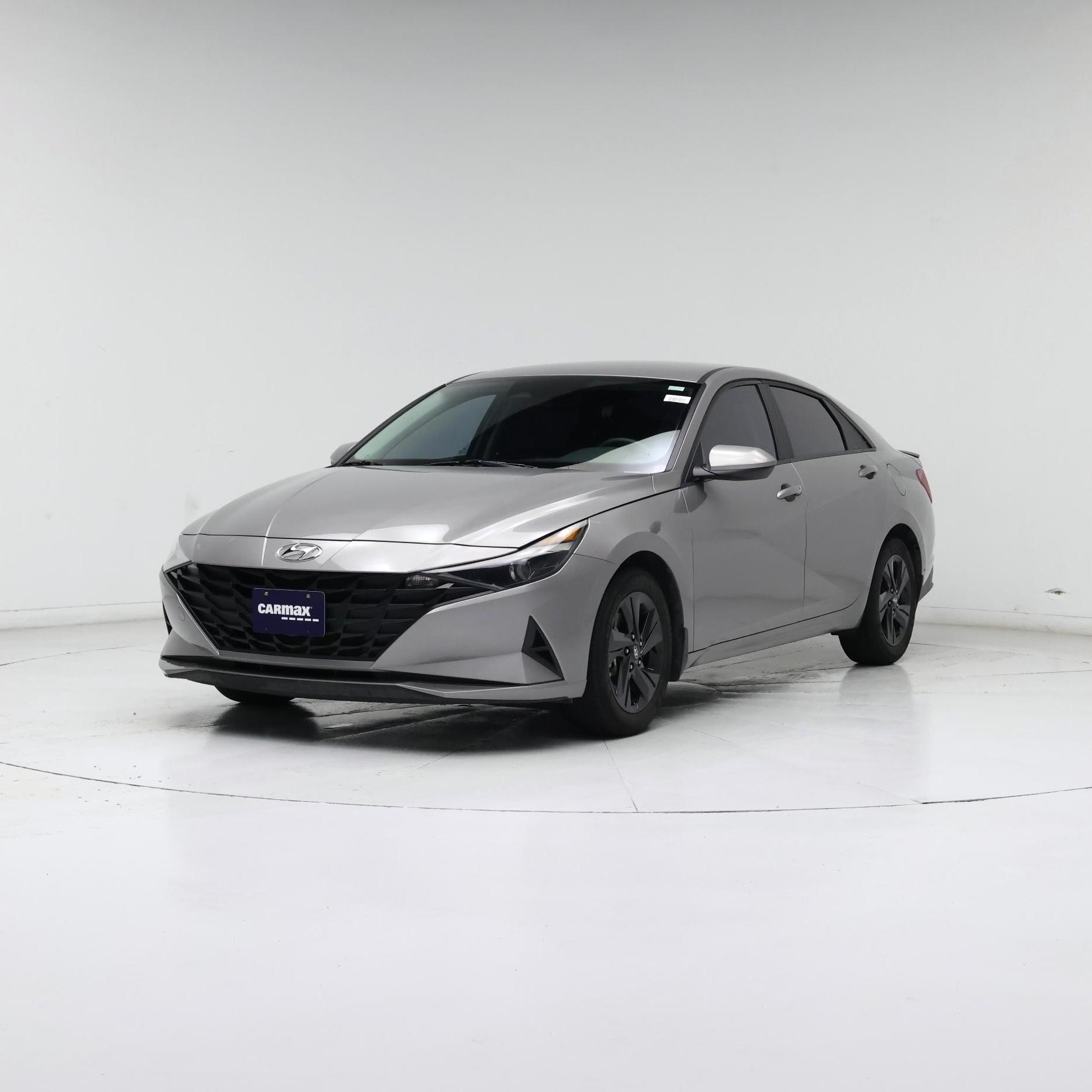 Thumbnail: 2023 Hyundai Elantra - 4