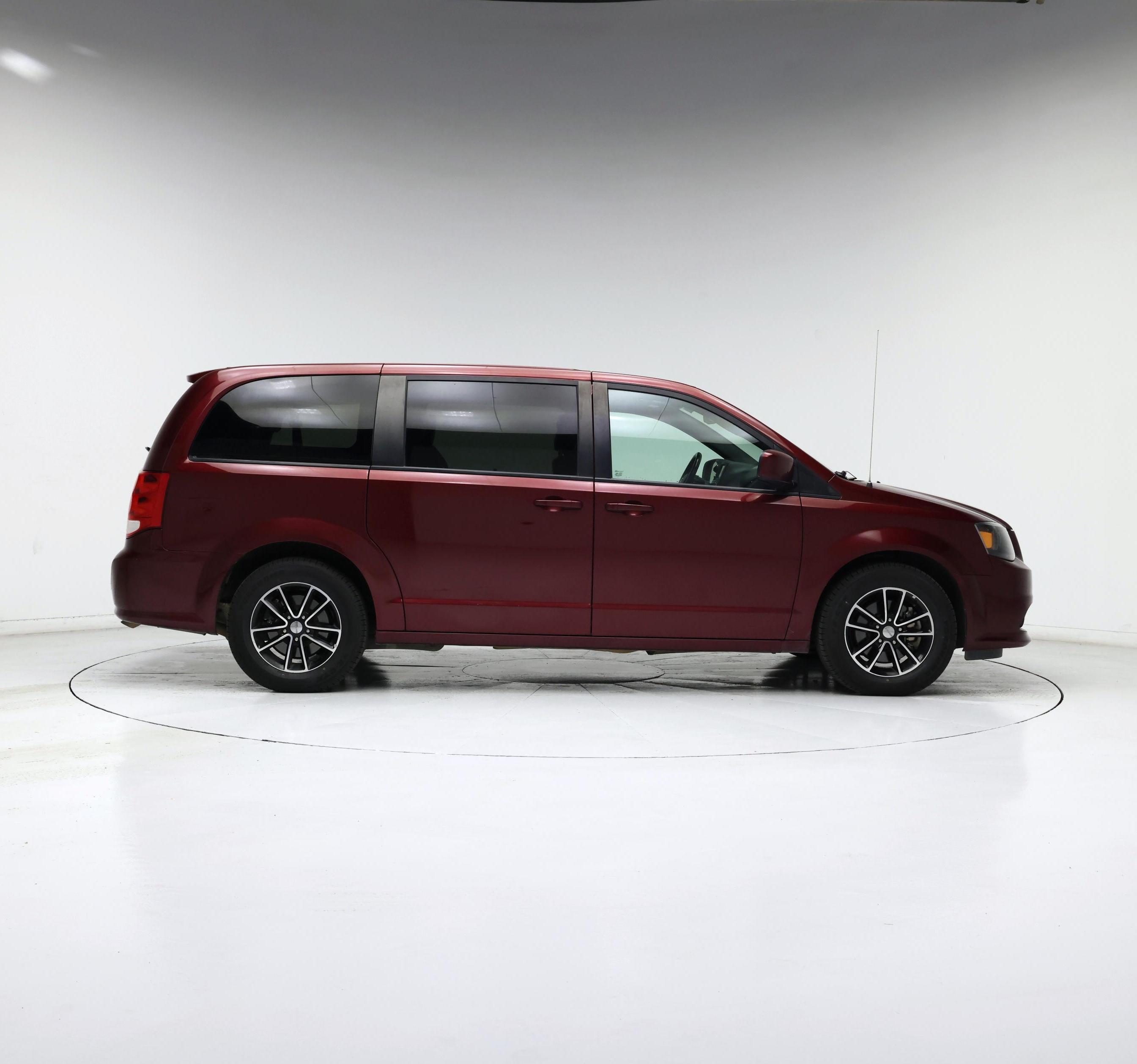 Thumbnail: 2019 Dodge Grand Caravan - 7