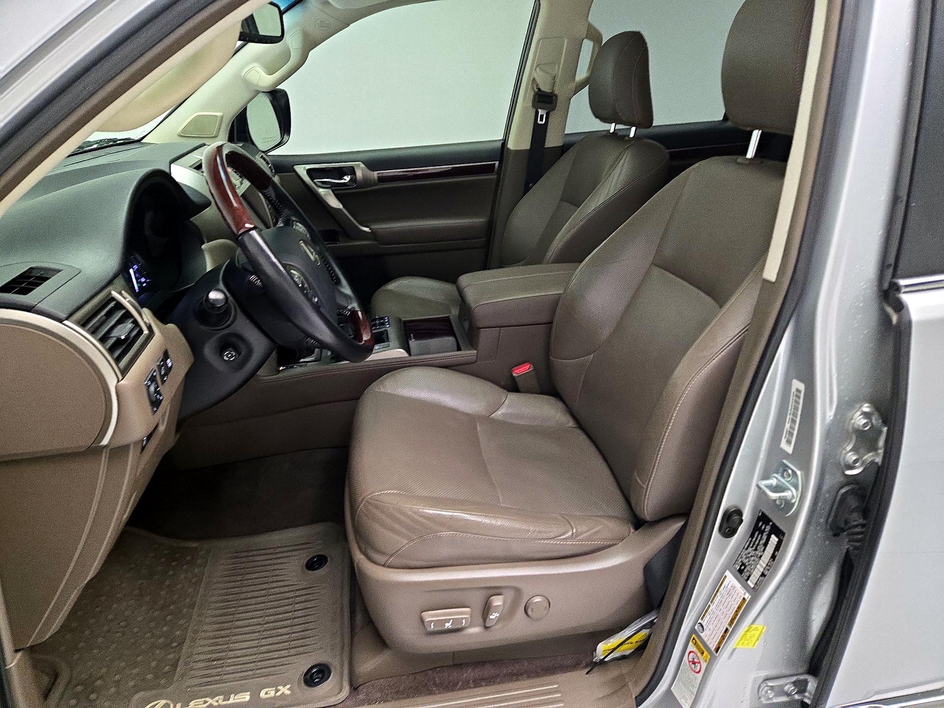 Thumbnail: 2018 Lexus GX - 11