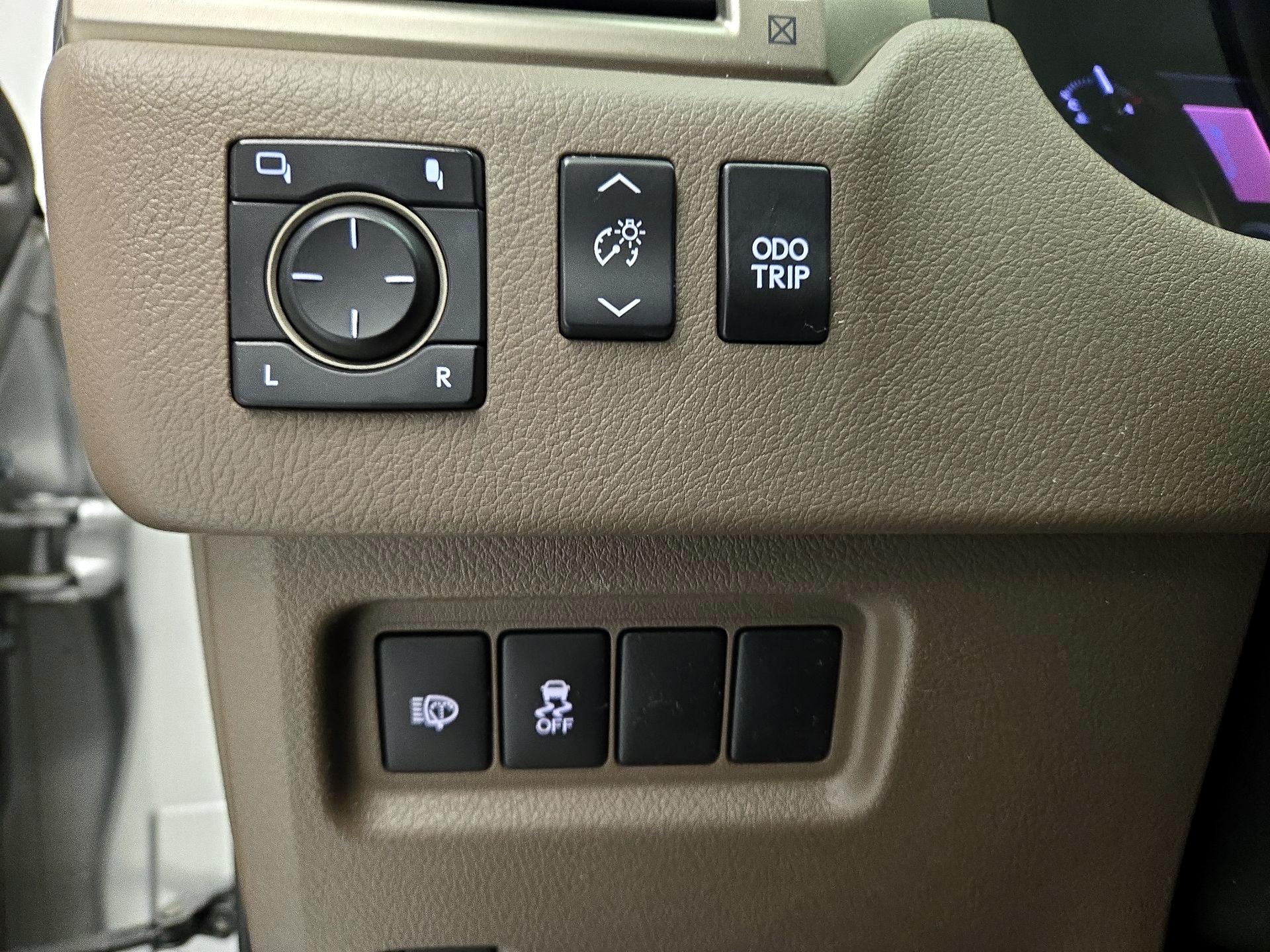 Thumbnail: 2018 Lexus GX - 13