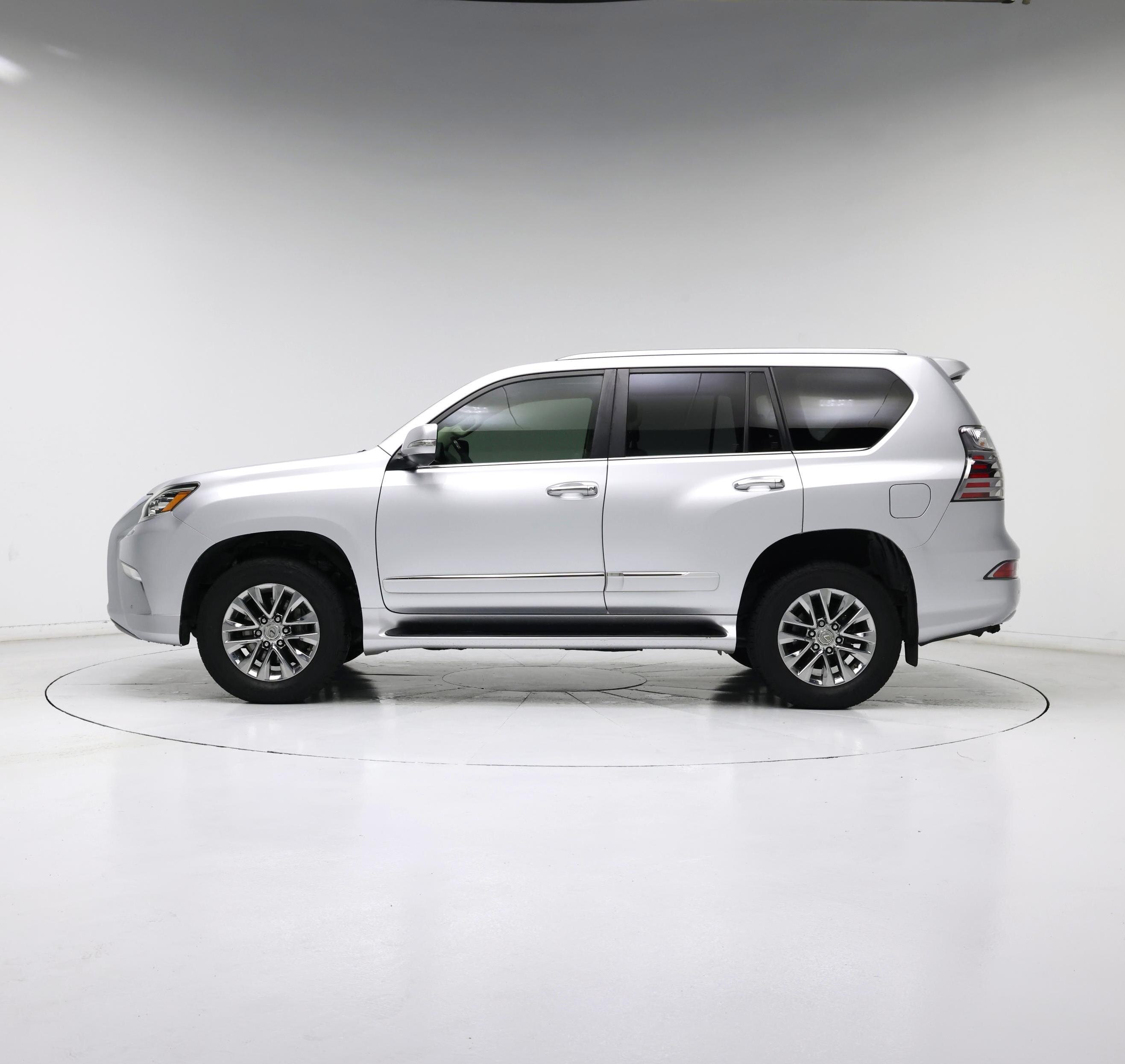 Thumbnail: 2018 Lexus GX - 3