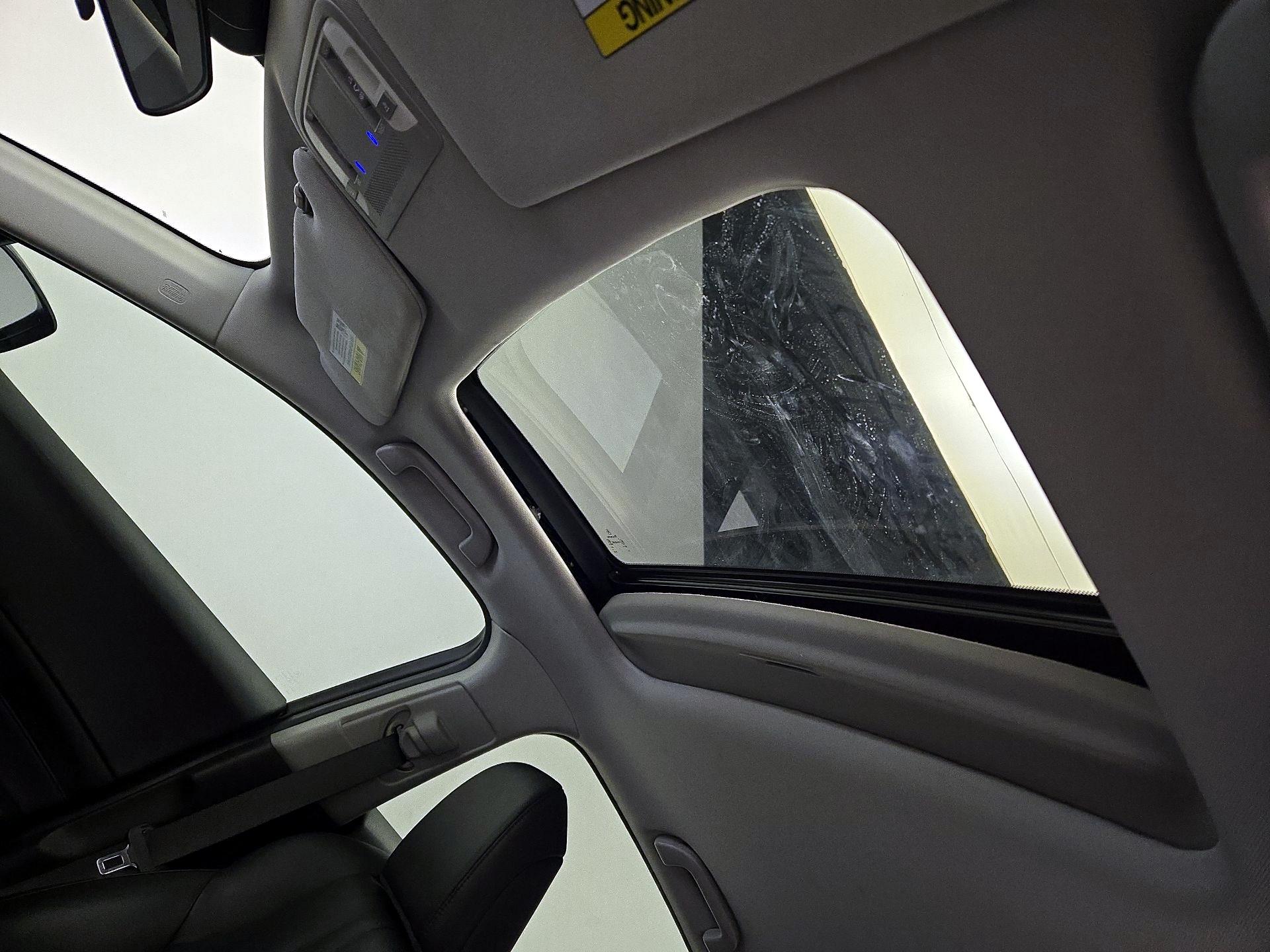 Thumbnail: 2020 Acura ILX - 18