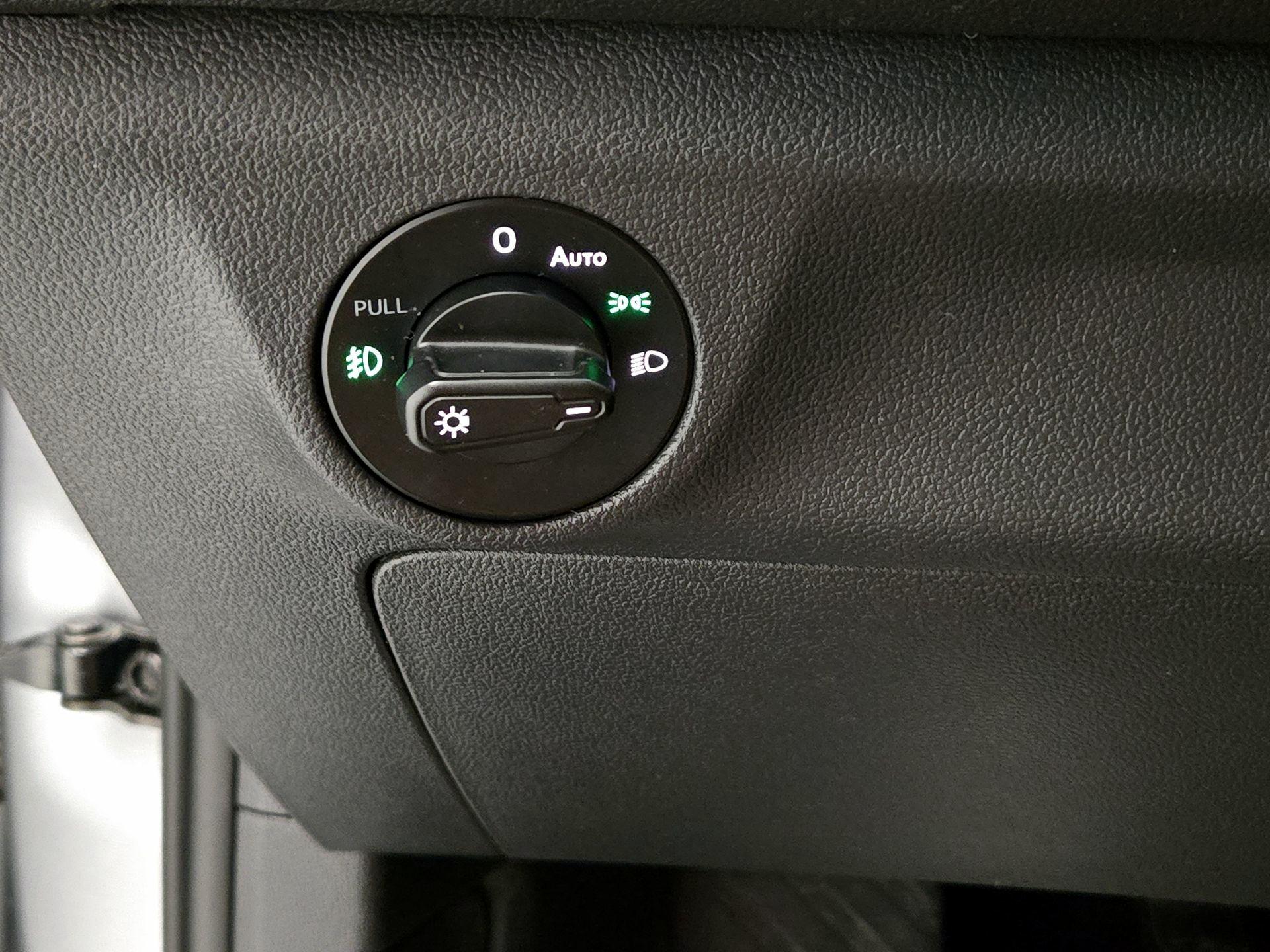 Thumbnail: 2020 Volkswagen Jetta - 13