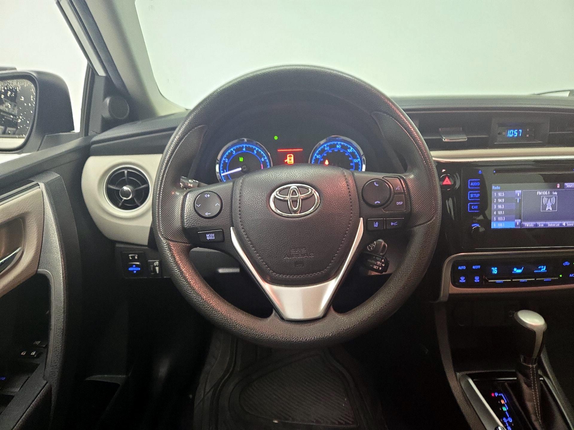 Thumbnail: 2017 Toyota Corolla - 10