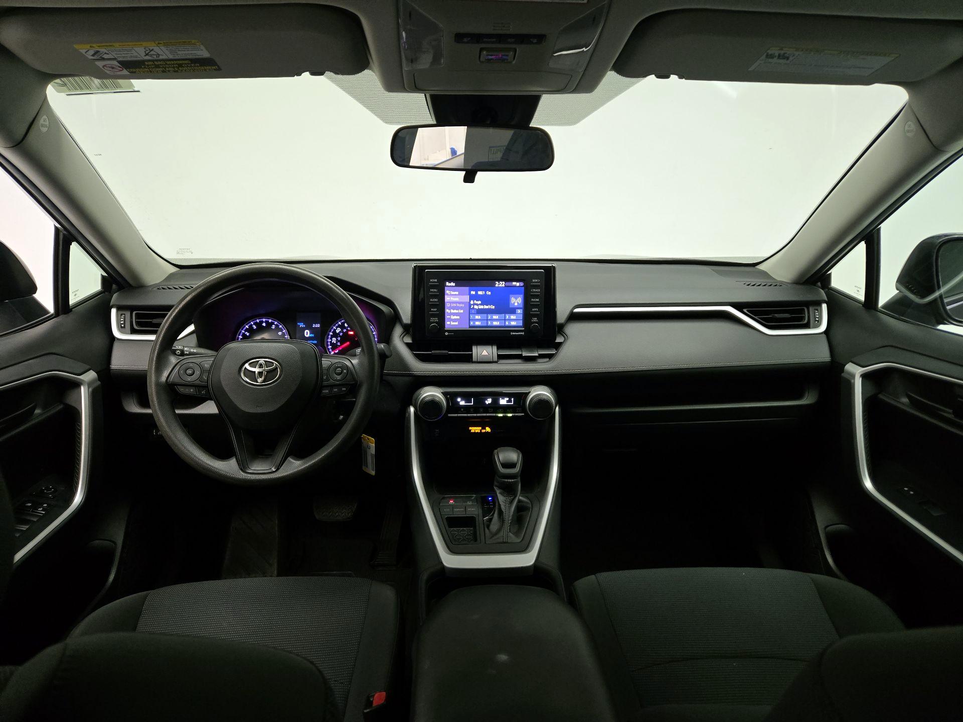 Thumbnail: 2020 Toyota RAV4 - 9