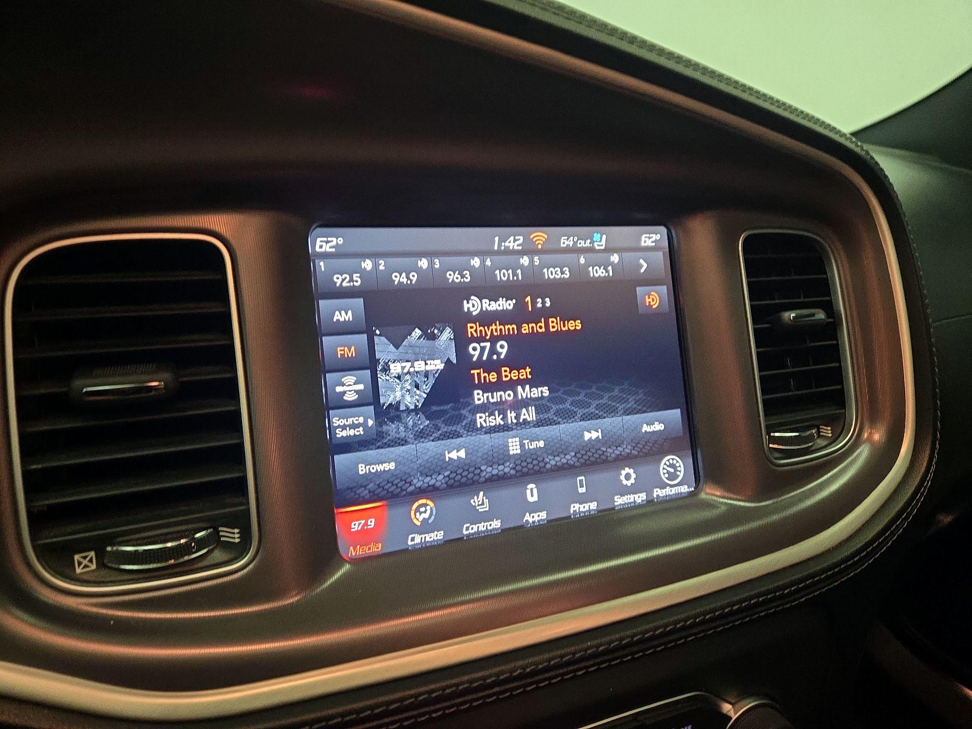 Thumbnail: 2021 Dodge Charger - 15