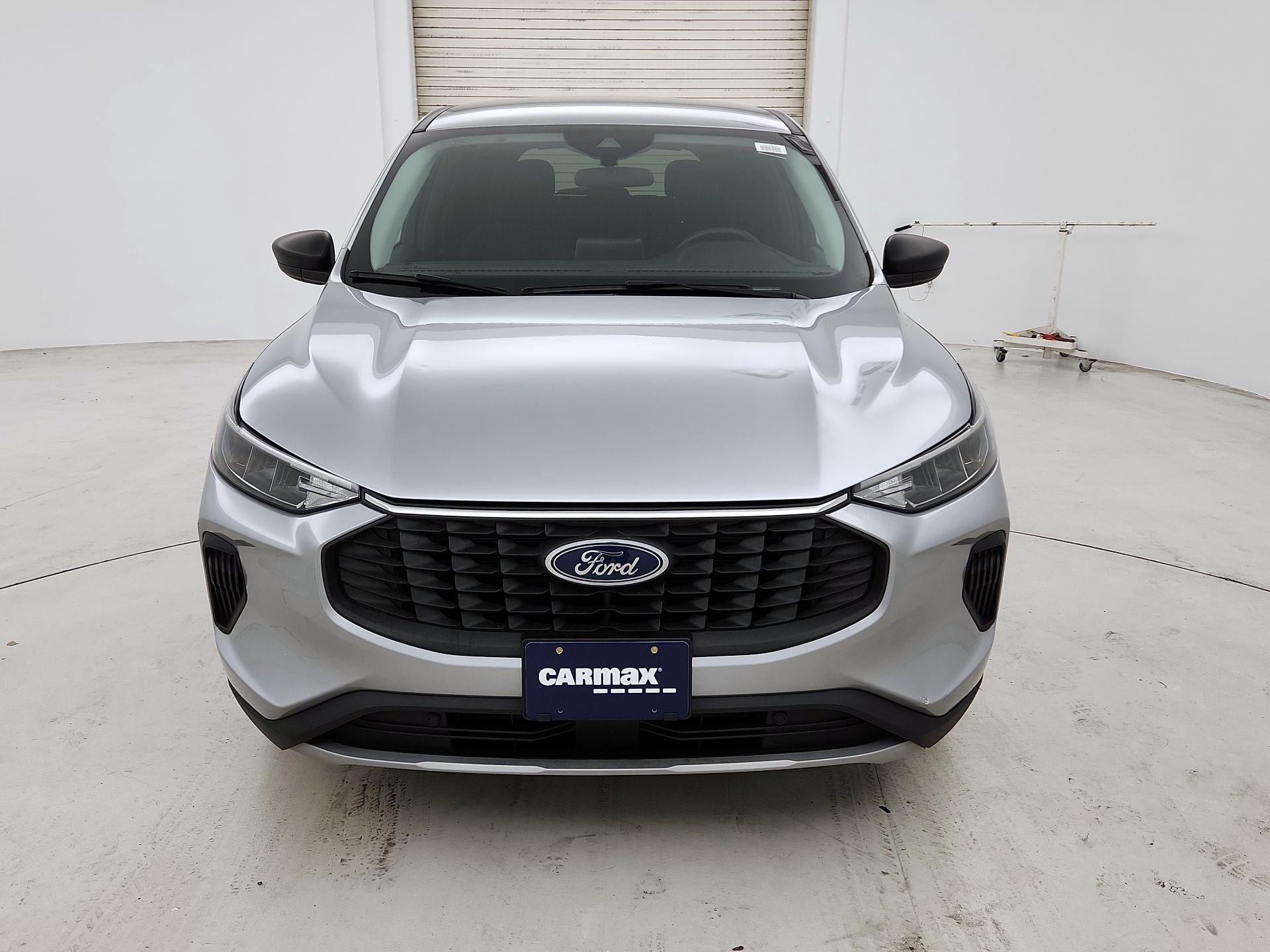 Thumbnail: 2023 Ford Escape - 2