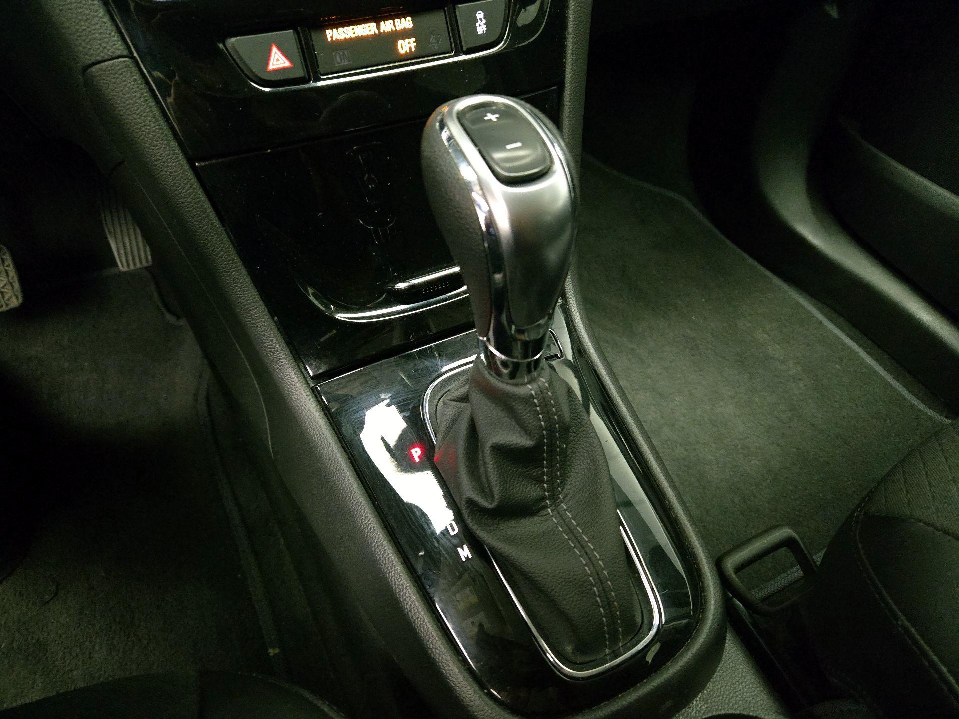 Thumbnail: 2022 Buick Encore - 17