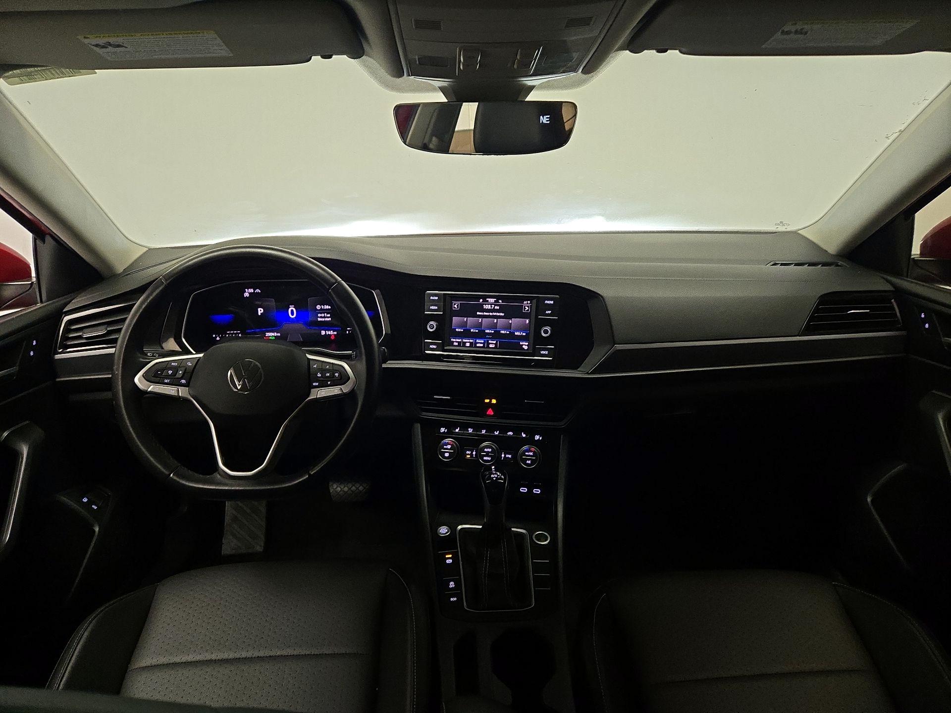 Thumbnail: 2023 Volkswagen Jetta - 9