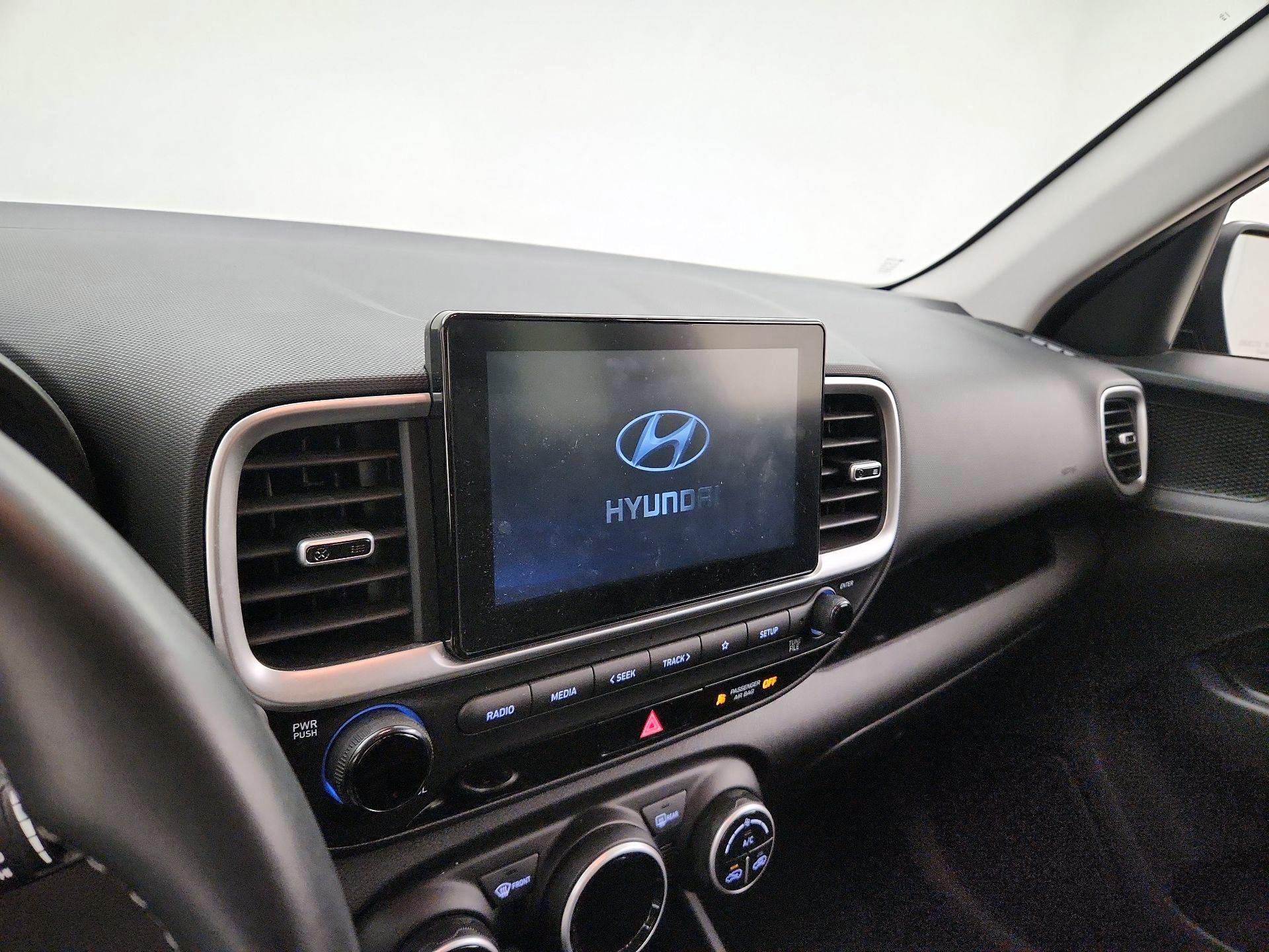 Thumbnail: 2020 Hyundai Venue - 13