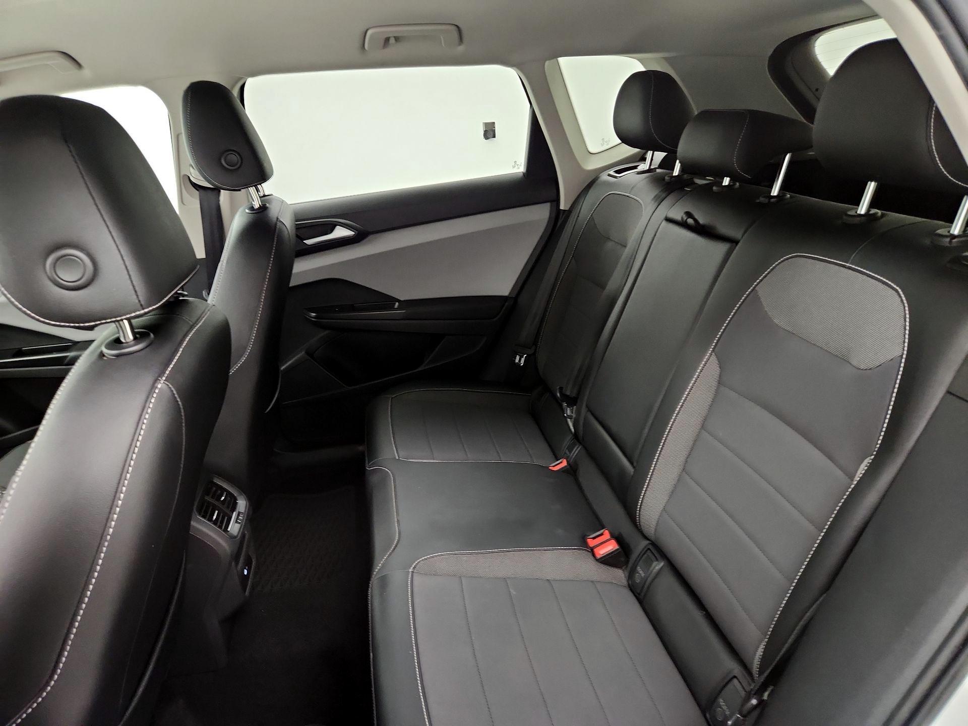 Thumbnail: 2022 Volkswagen Taos - 17