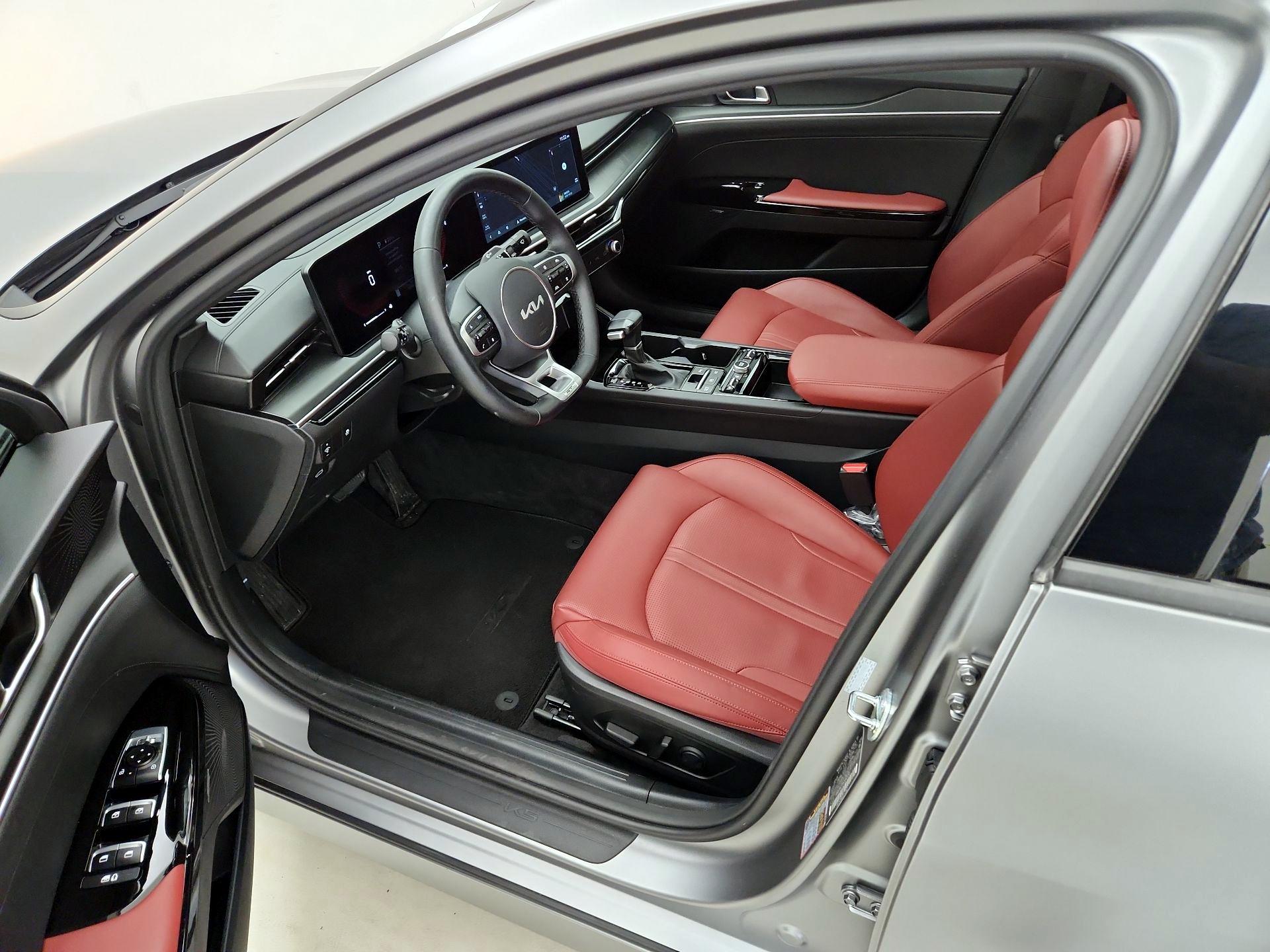 Thumbnail: 2025 Kia K5 - 11