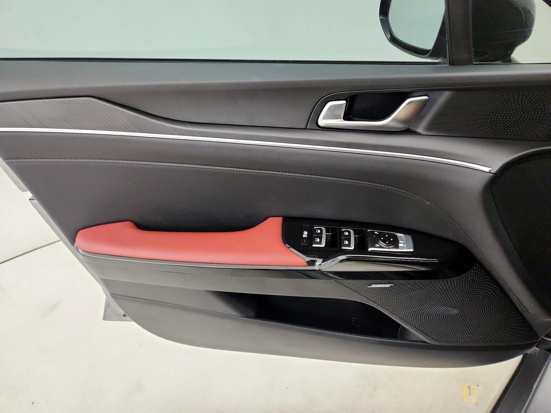 Thumbnail: 2025 Kia K5 - 12