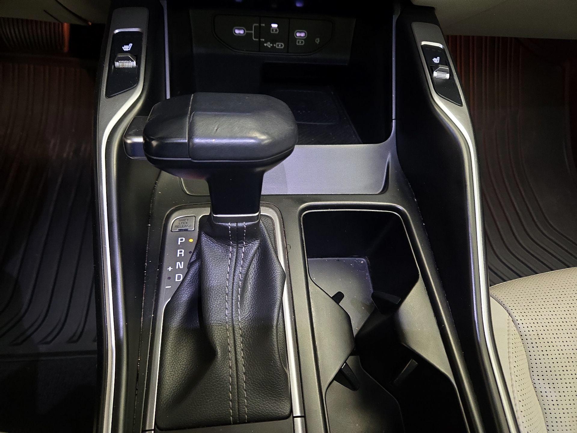 Thumbnail: 2024 Kia Sorento - 17