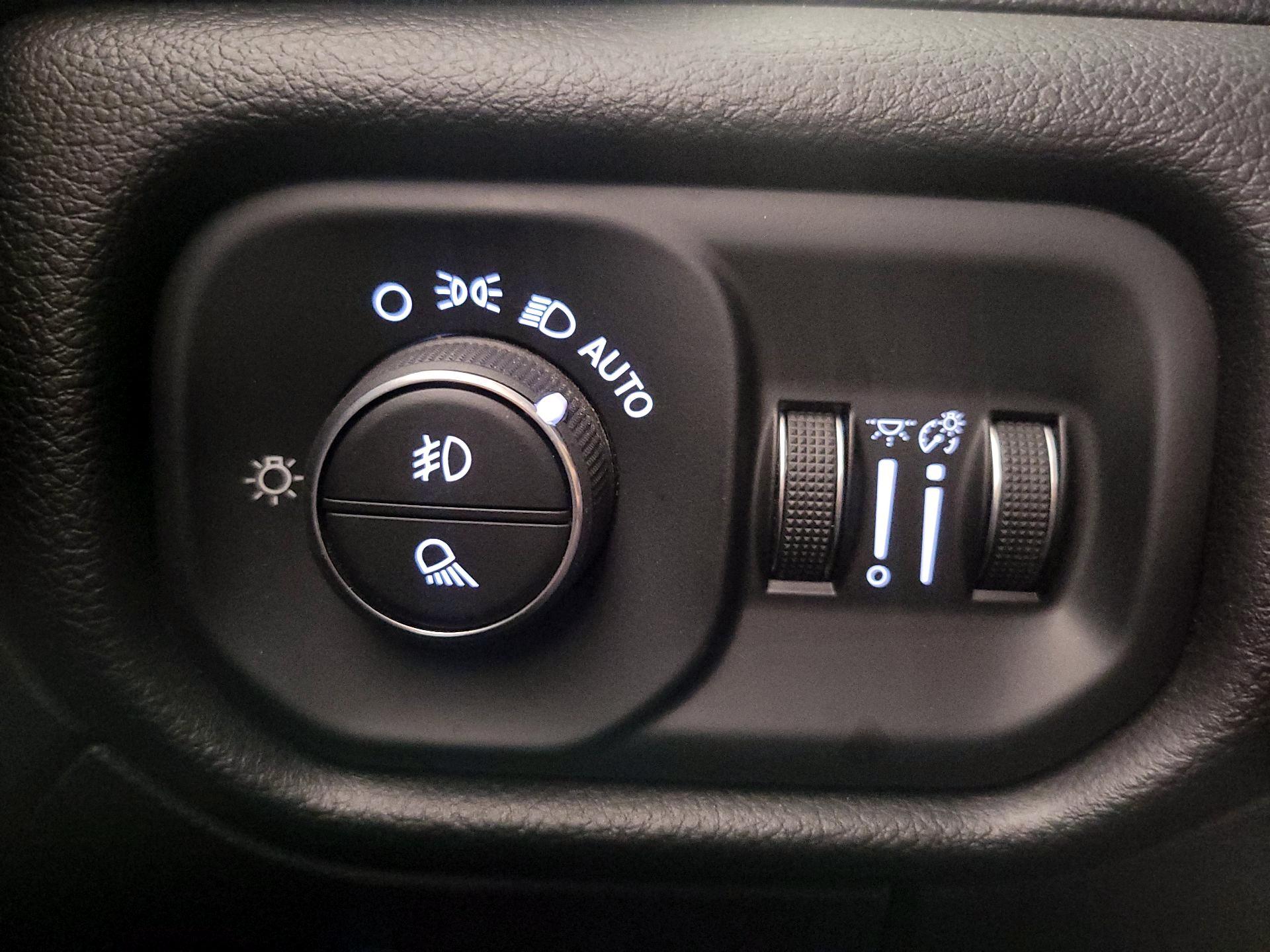 Thumbnail: 2025 RAM 1500 - 13