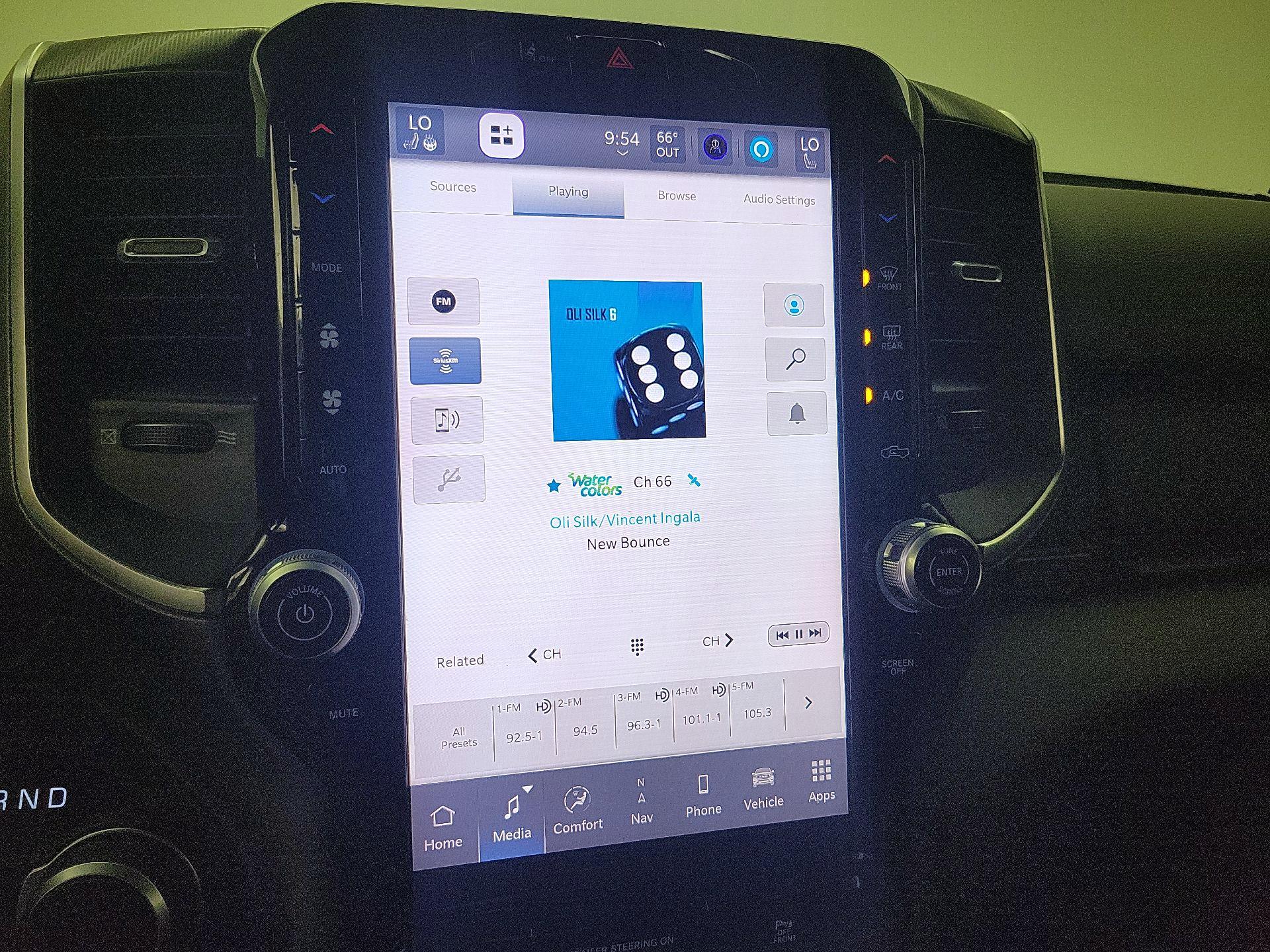 Thumbnail: 2025 RAM 1500 - 15