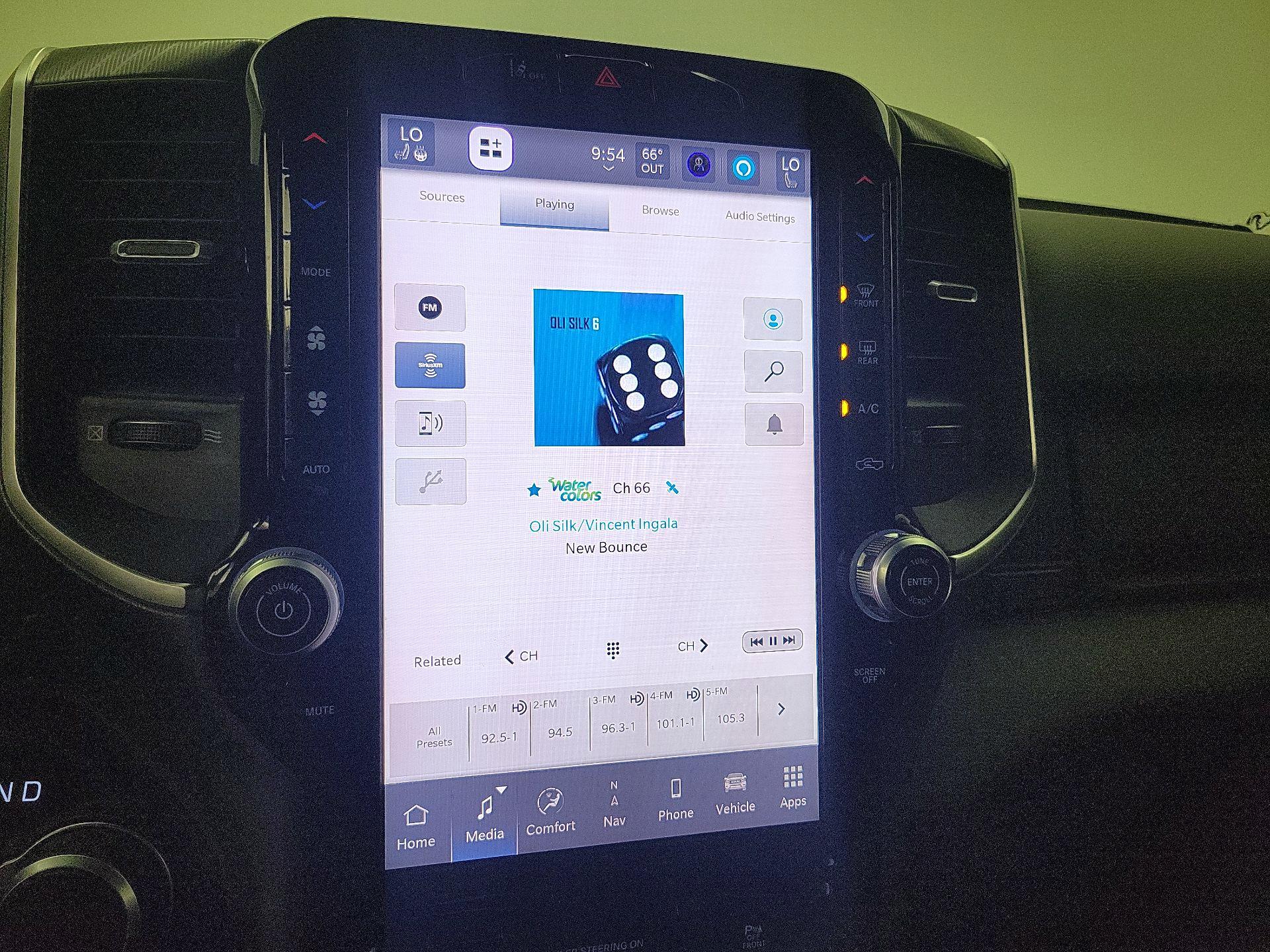 Thumbnail: 2025 RAM 1500 - 16