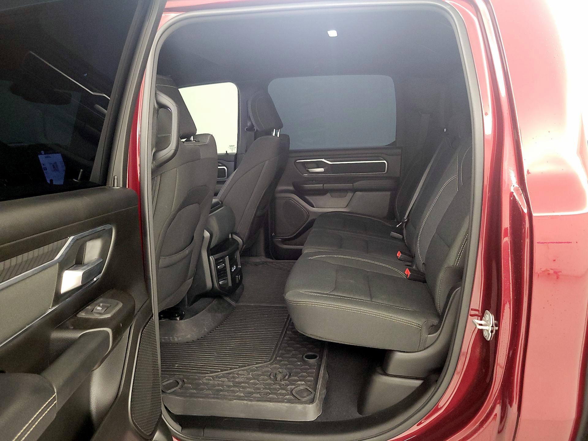 Thumbnail: 2025 RAM 1500 - 19