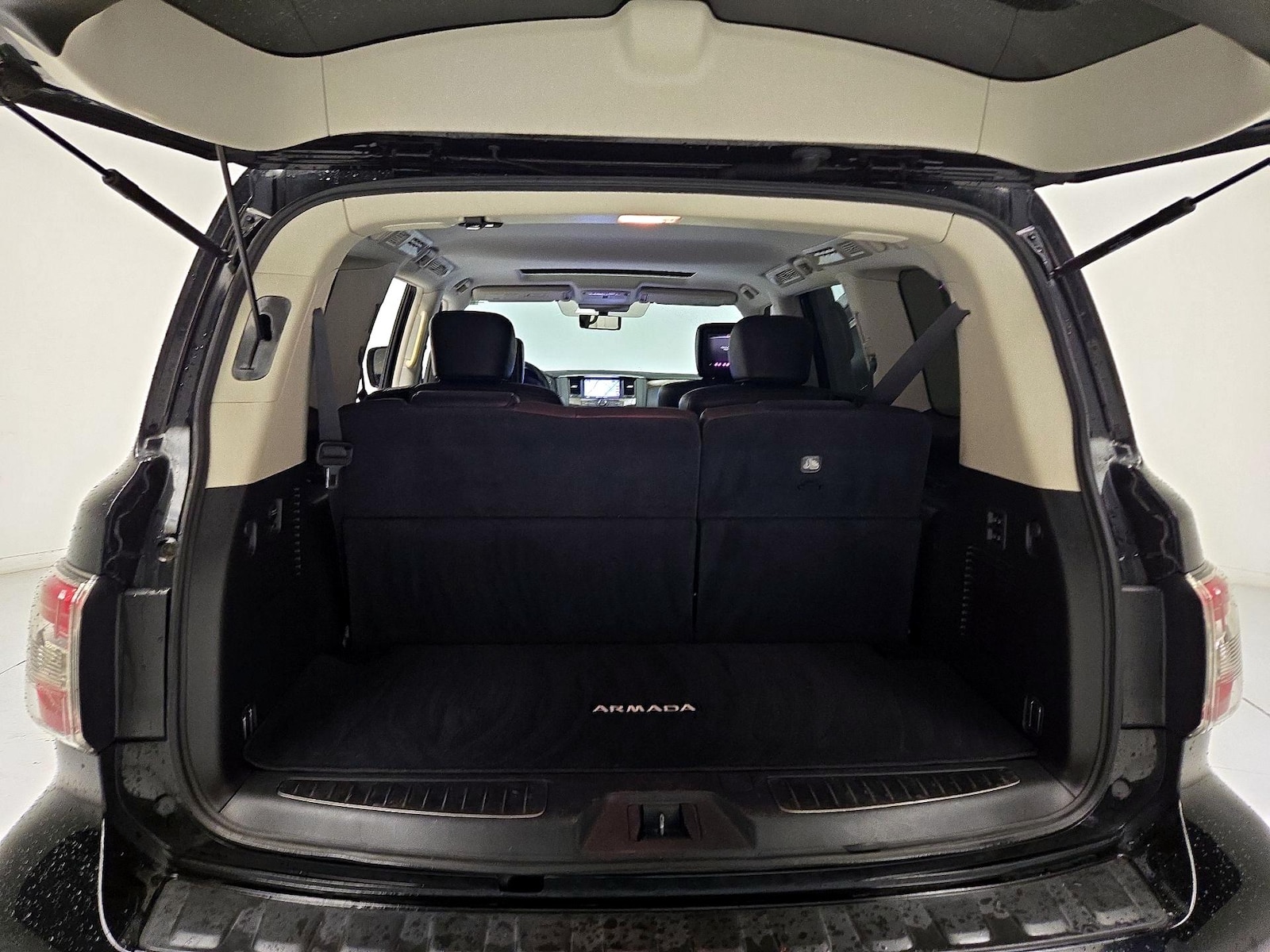 2019 Nissan Armada Platinum - Photo 24