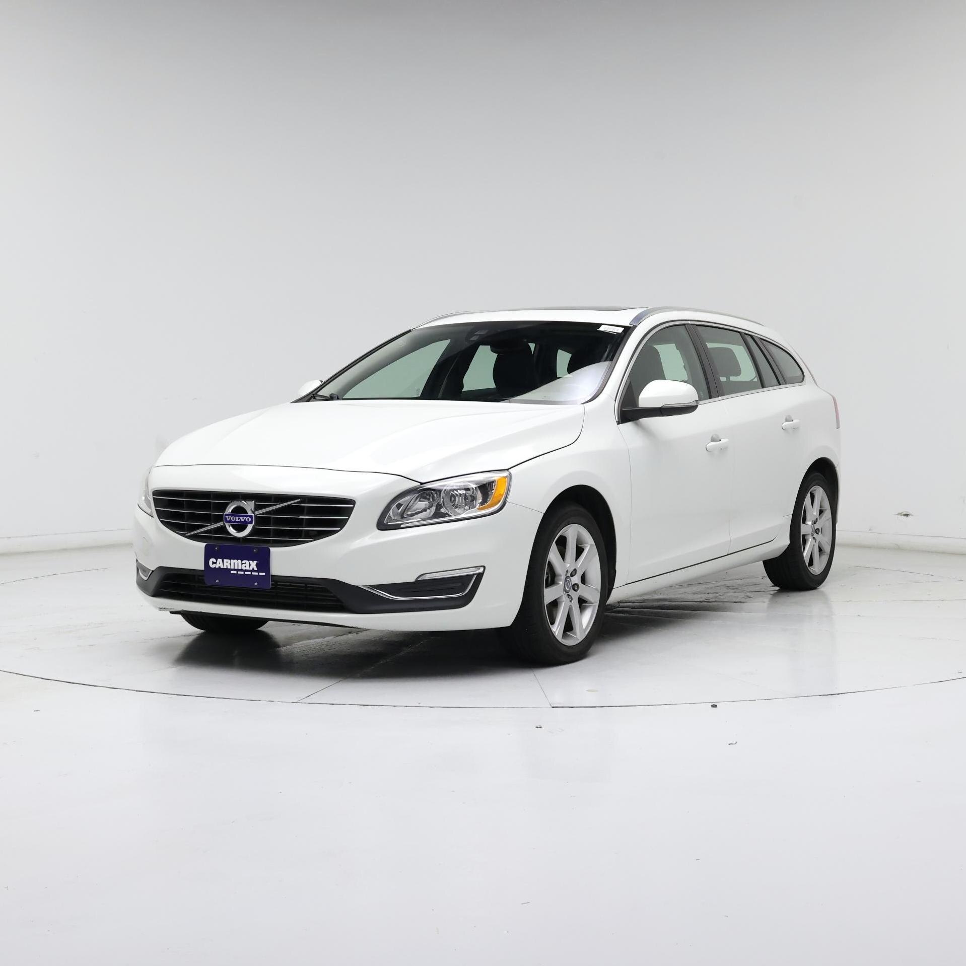 Thumbnail: 2016 Volvo V60 - 4