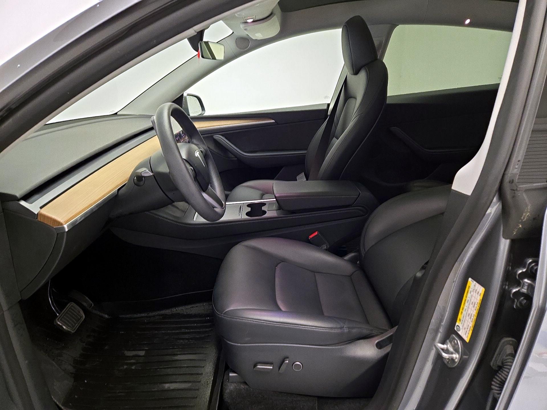 Thumbnail: 2025 Tesla Model Y - 11