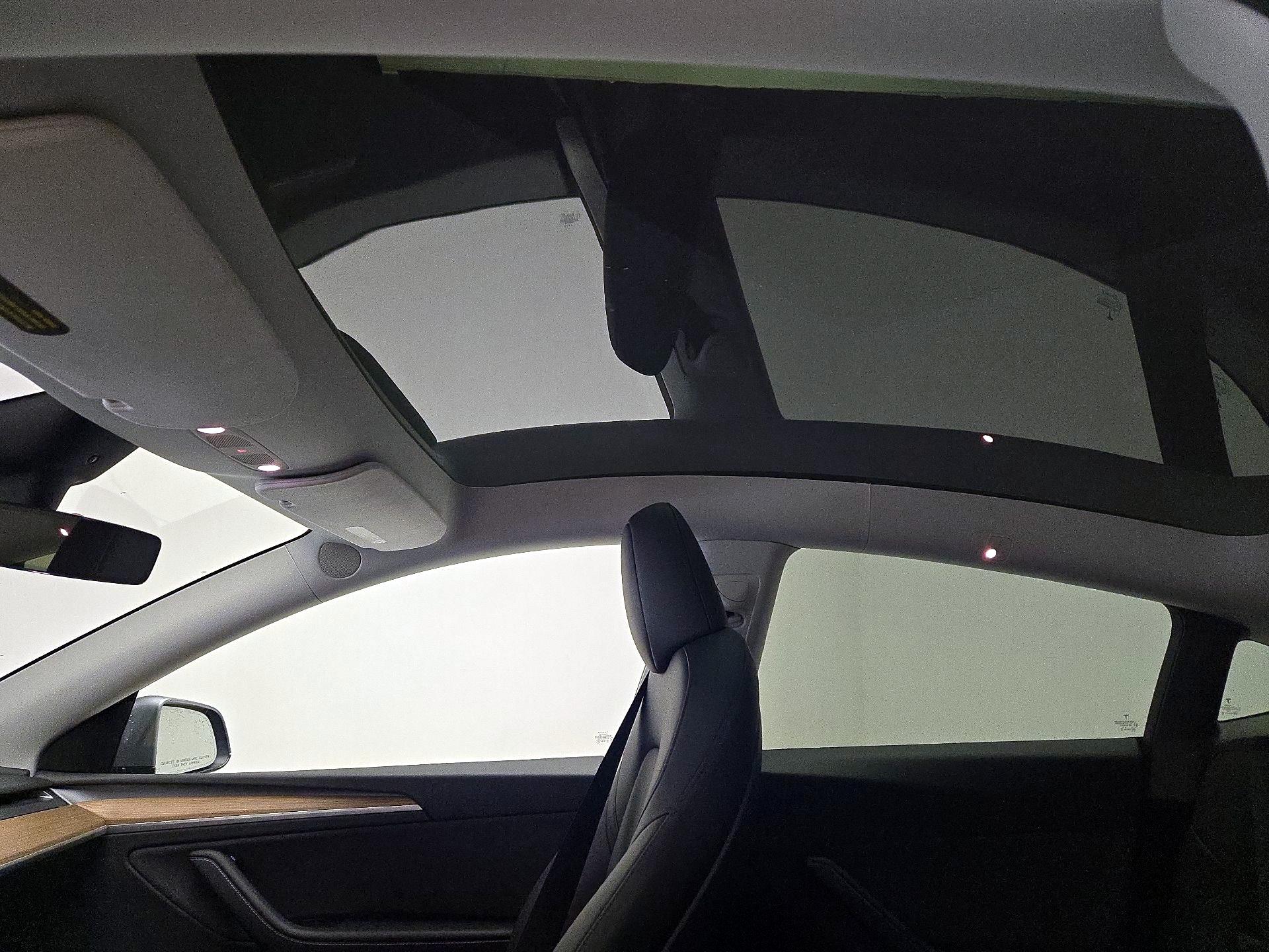 Thumbnail: 2025 Tesla Model Y - 18