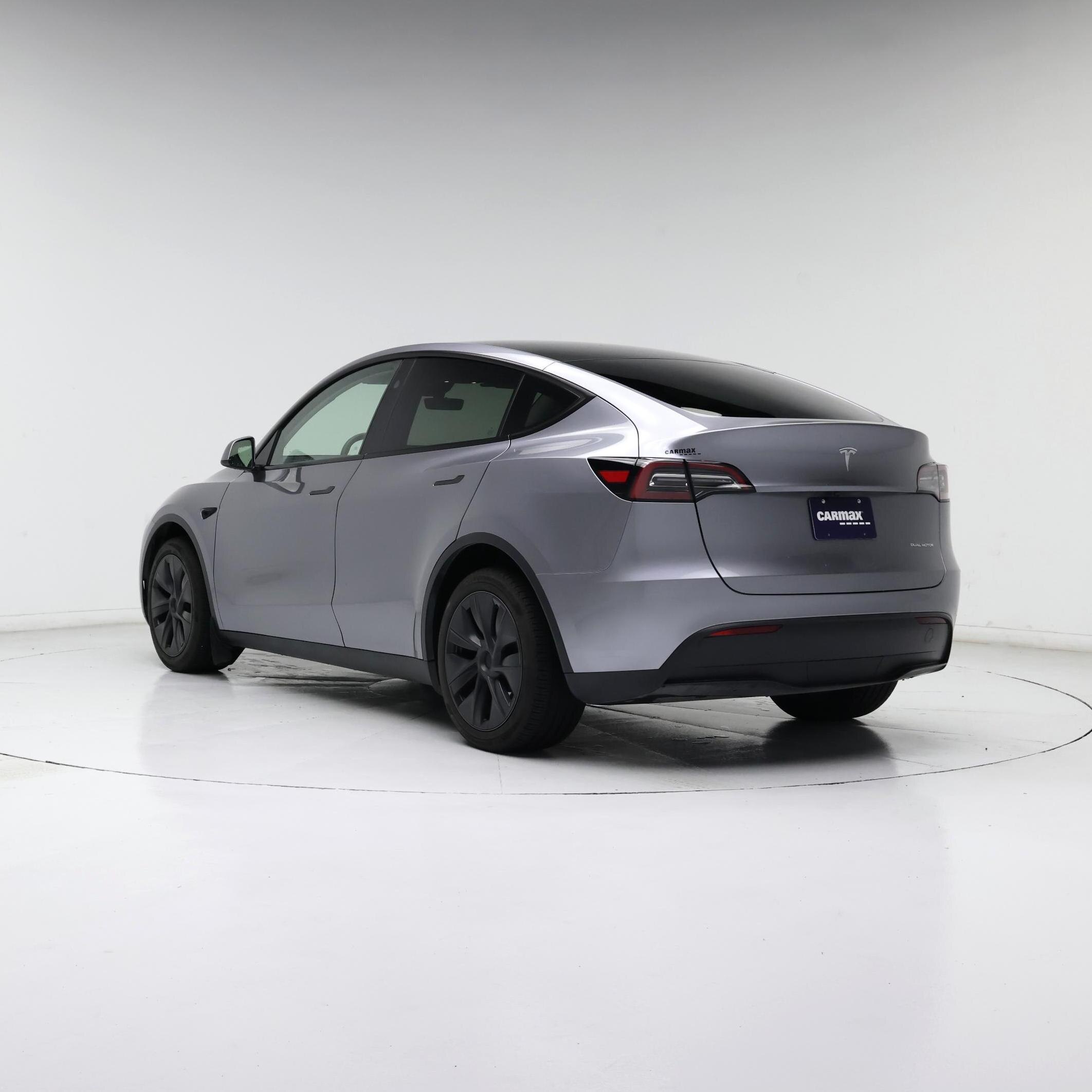 Thumbnail: 2025 Tesla Model Y - 2