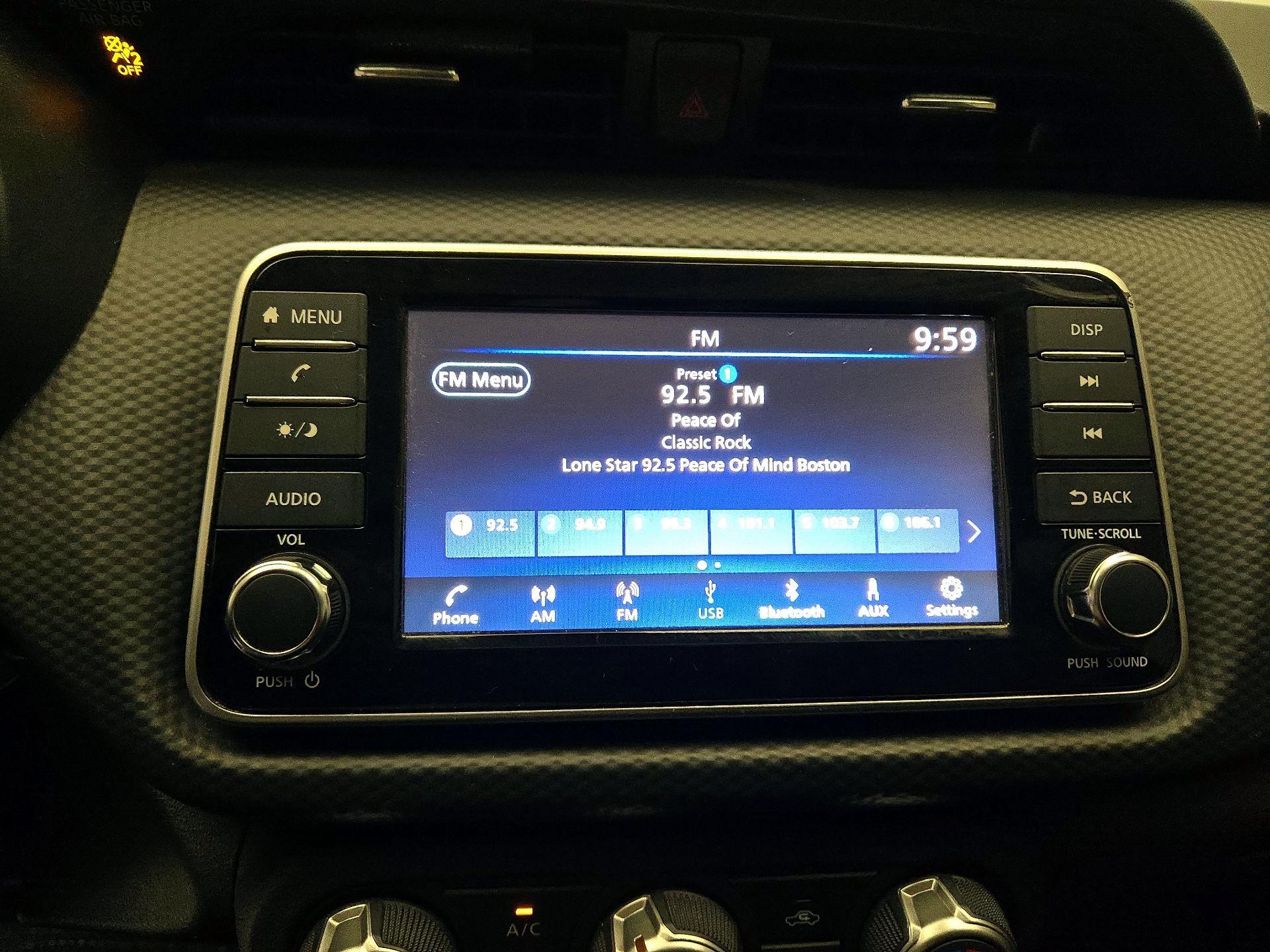 Thumbnail: 2024 Nissan Kicks - 15