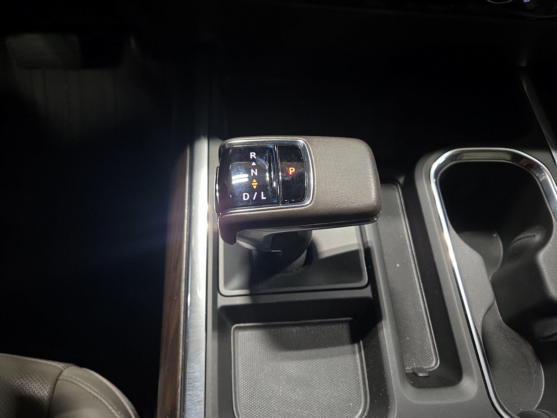 Thumbnail: 2022 GMC Sierra 1500 - 17