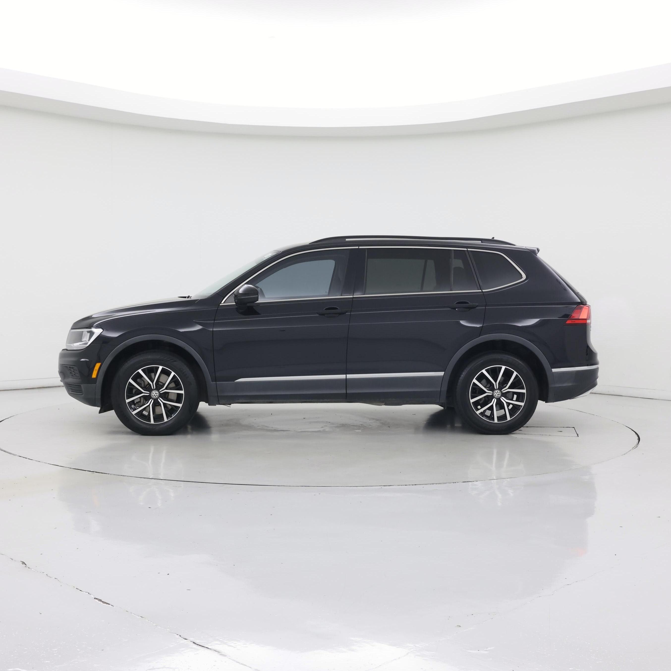 Thumbnail: 2021 Volkswagen Tiguan - 3