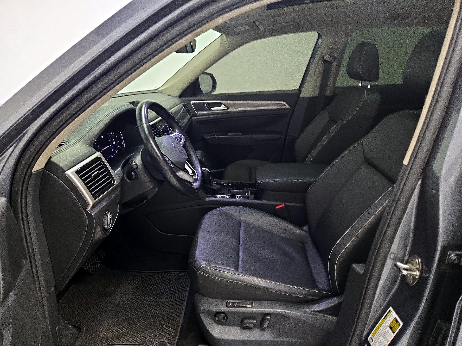 Thumbnail: 2021 Volkswagen Atlas - 11