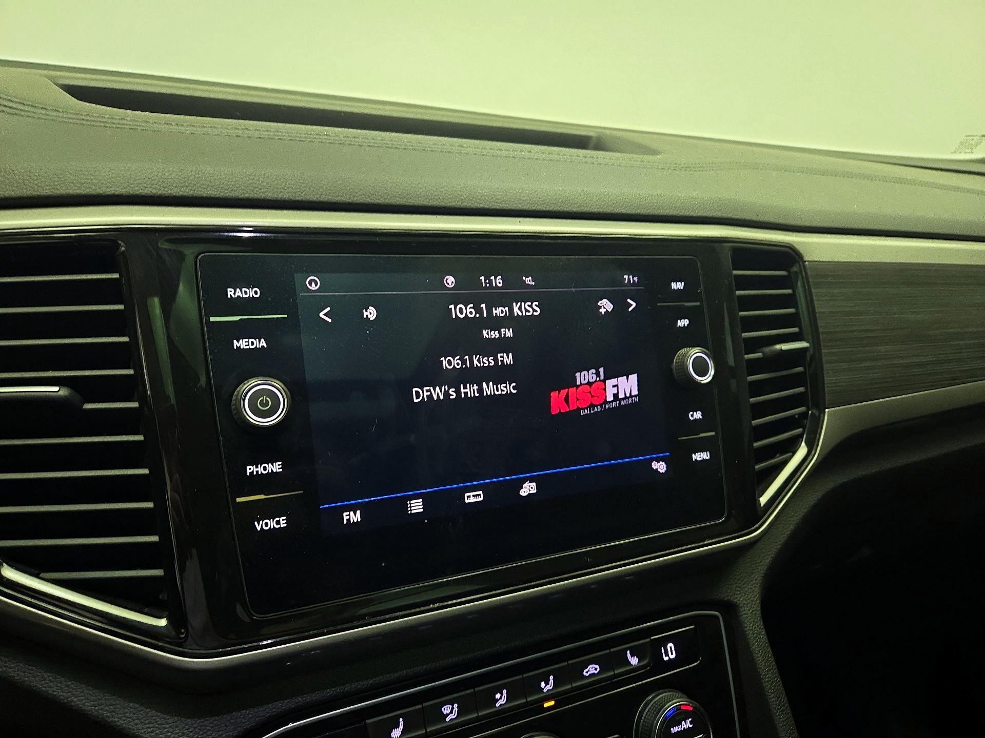 Thumbnail: 2021 Volkswagen Atlas - 15