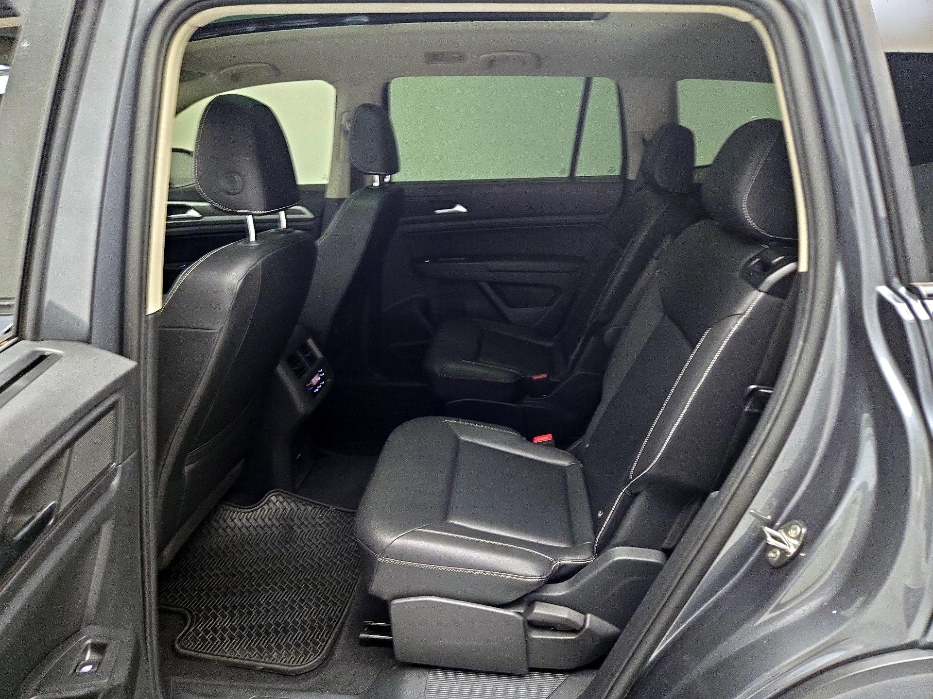 Thumbnail: 2021 Volkswagen Atlas - 20