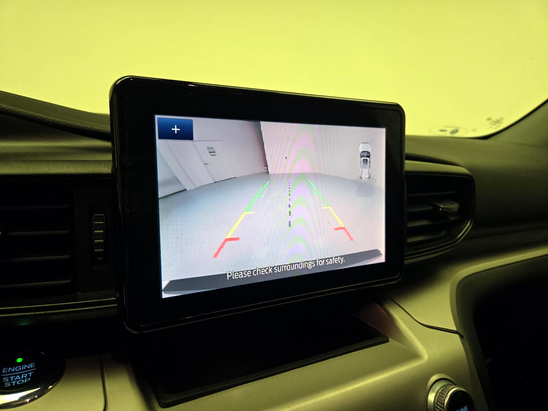 Thumbnail: 2021 Ford Explorer - 14