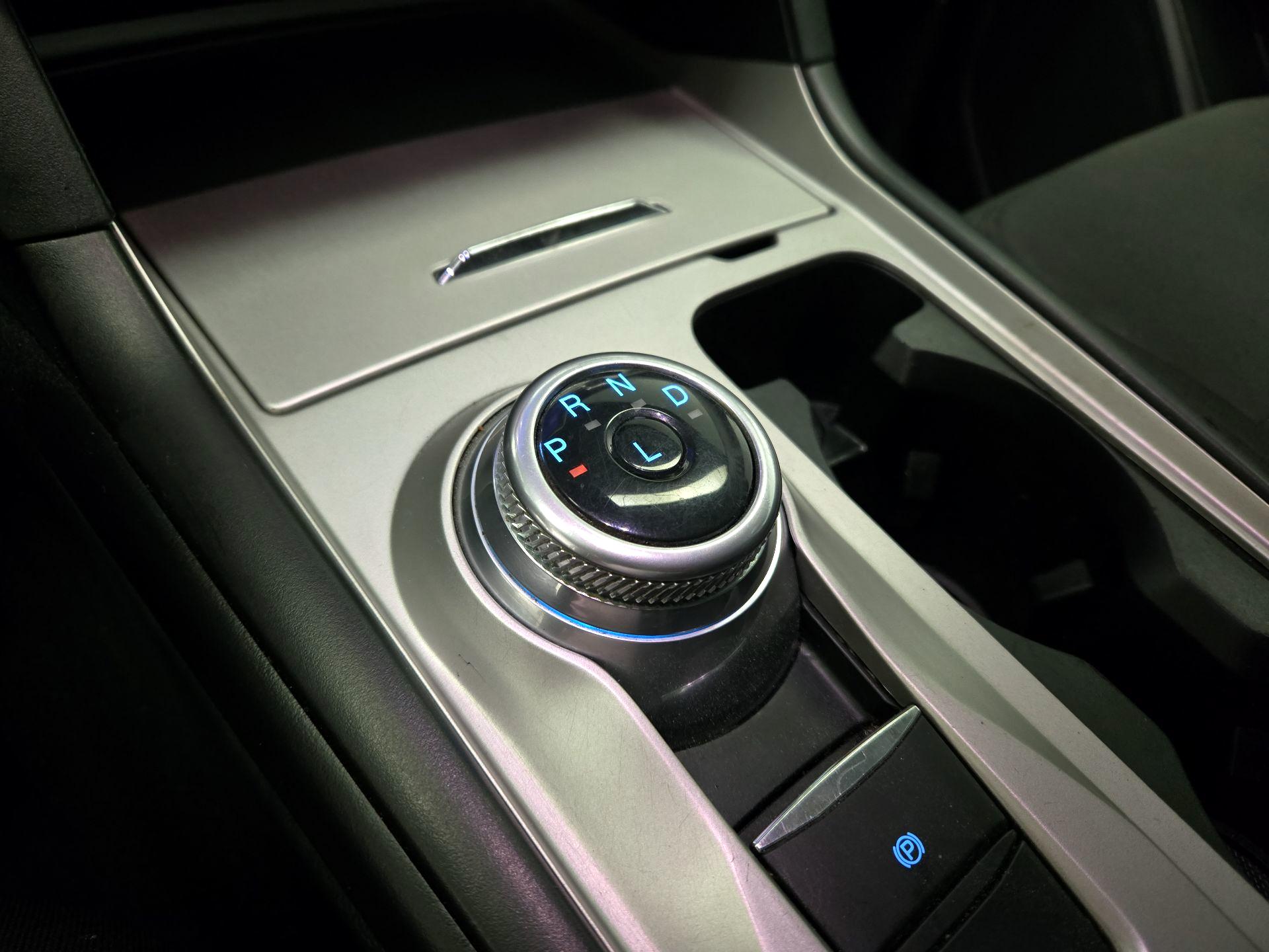 Thumbnail: 2021 Ford Explorer - 17