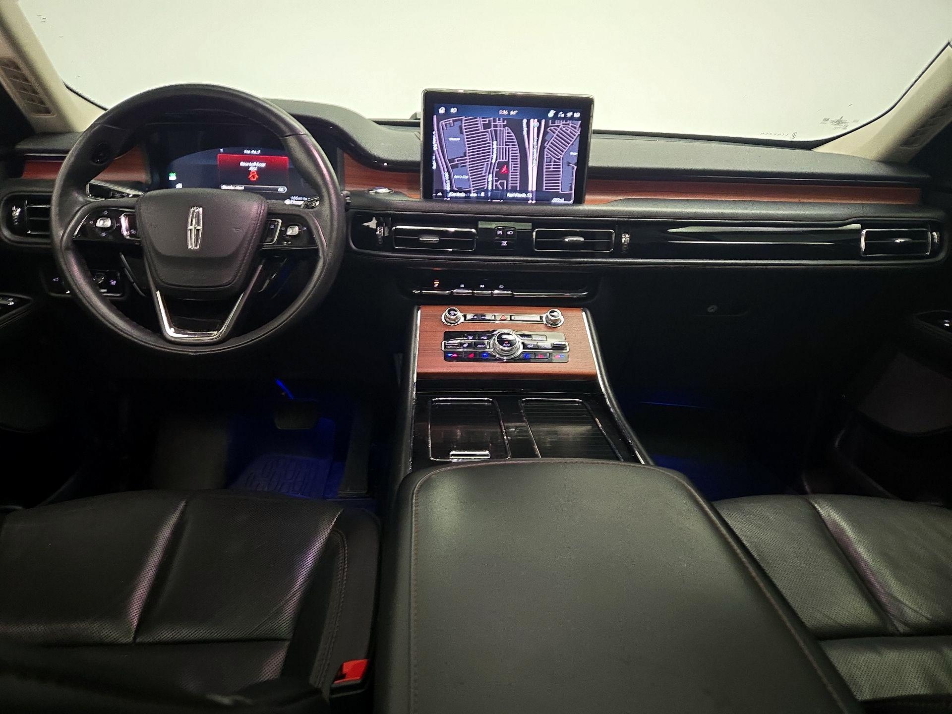 Thumbnail: 2023 Lincoln Aviator - 9