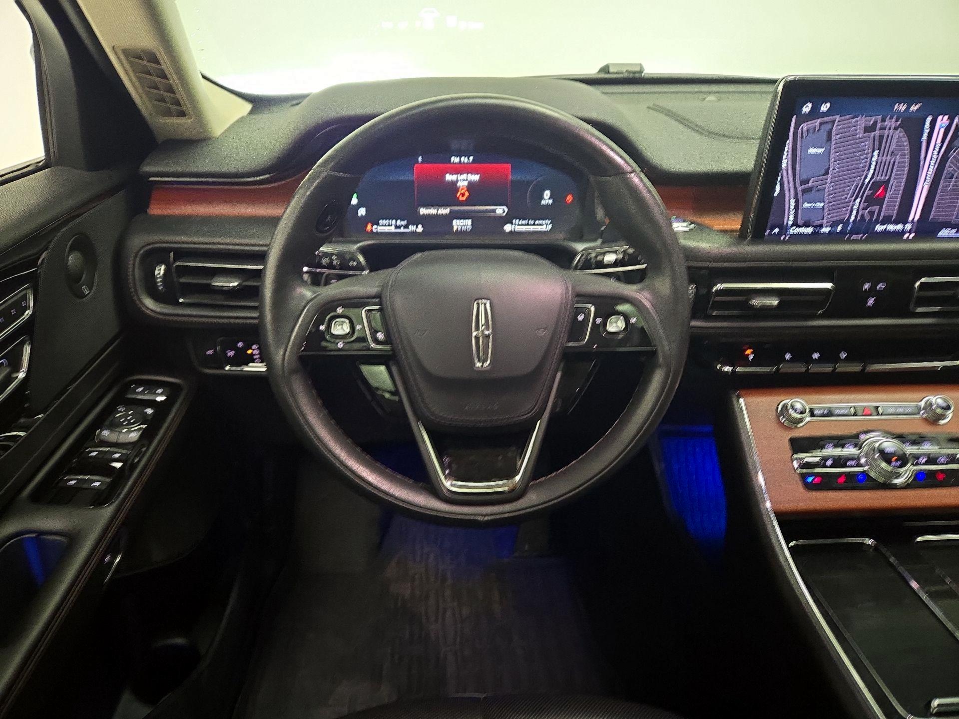 Thumbnail: 2023 Lincoln Aviator - 10