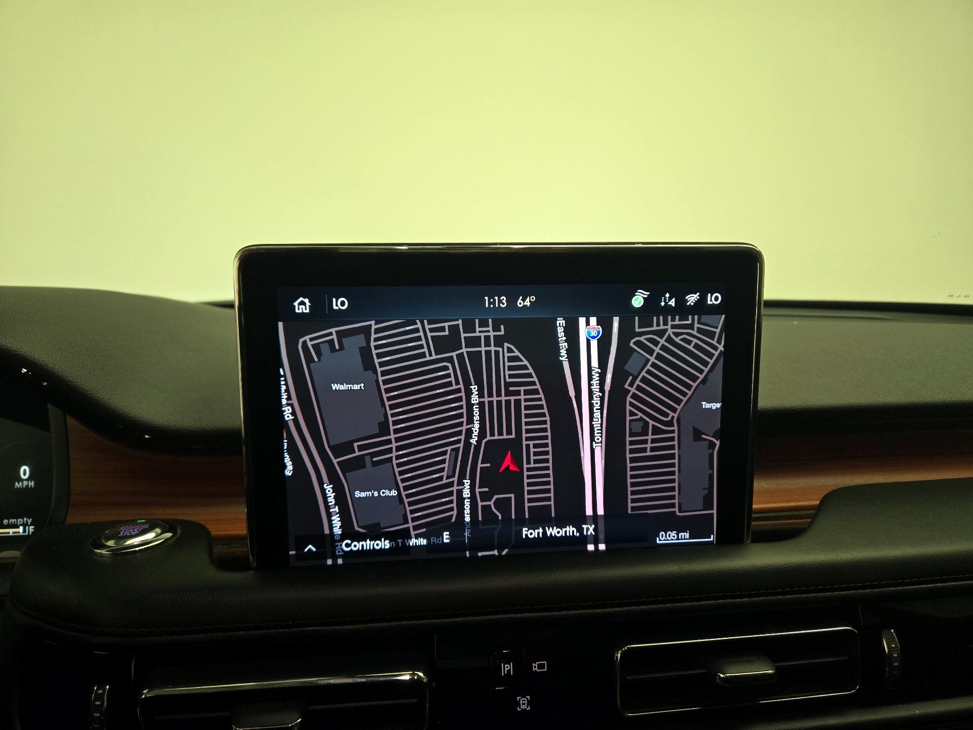 Thumbnail: 2023 Lincoln Aviator - 14