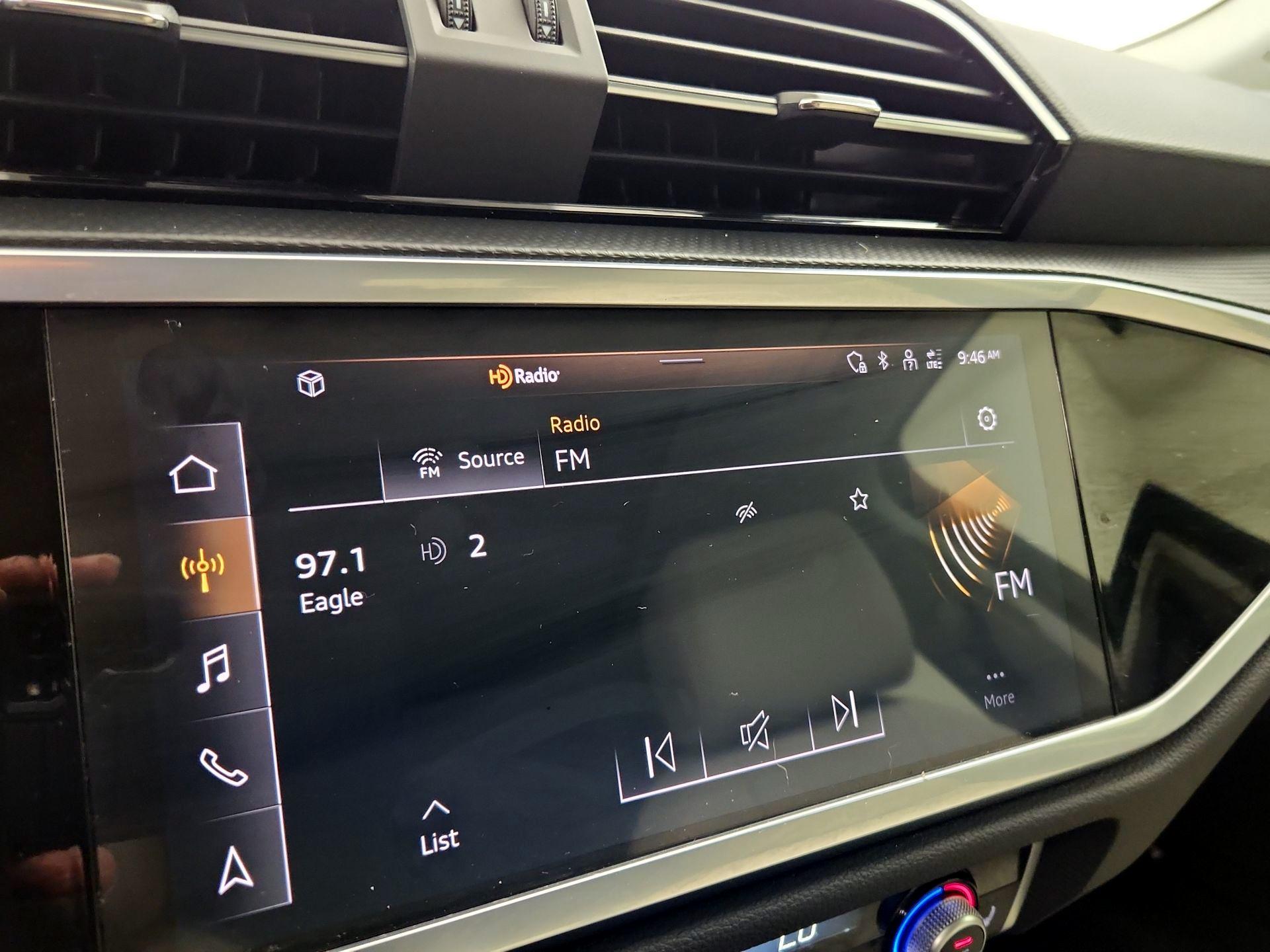 Thumbnail: 2022 Audi Q3 - 16