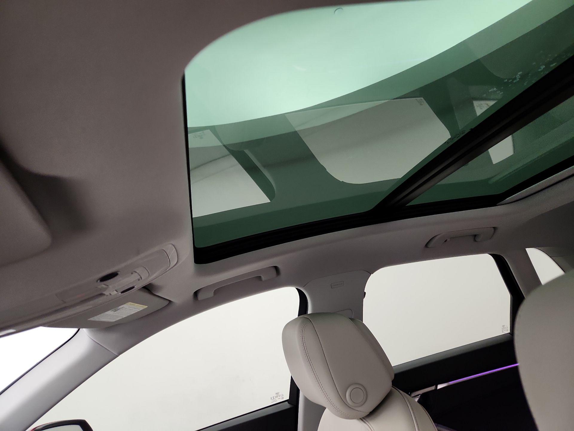 Thumbnail: 2022 Audi Q3 - 20