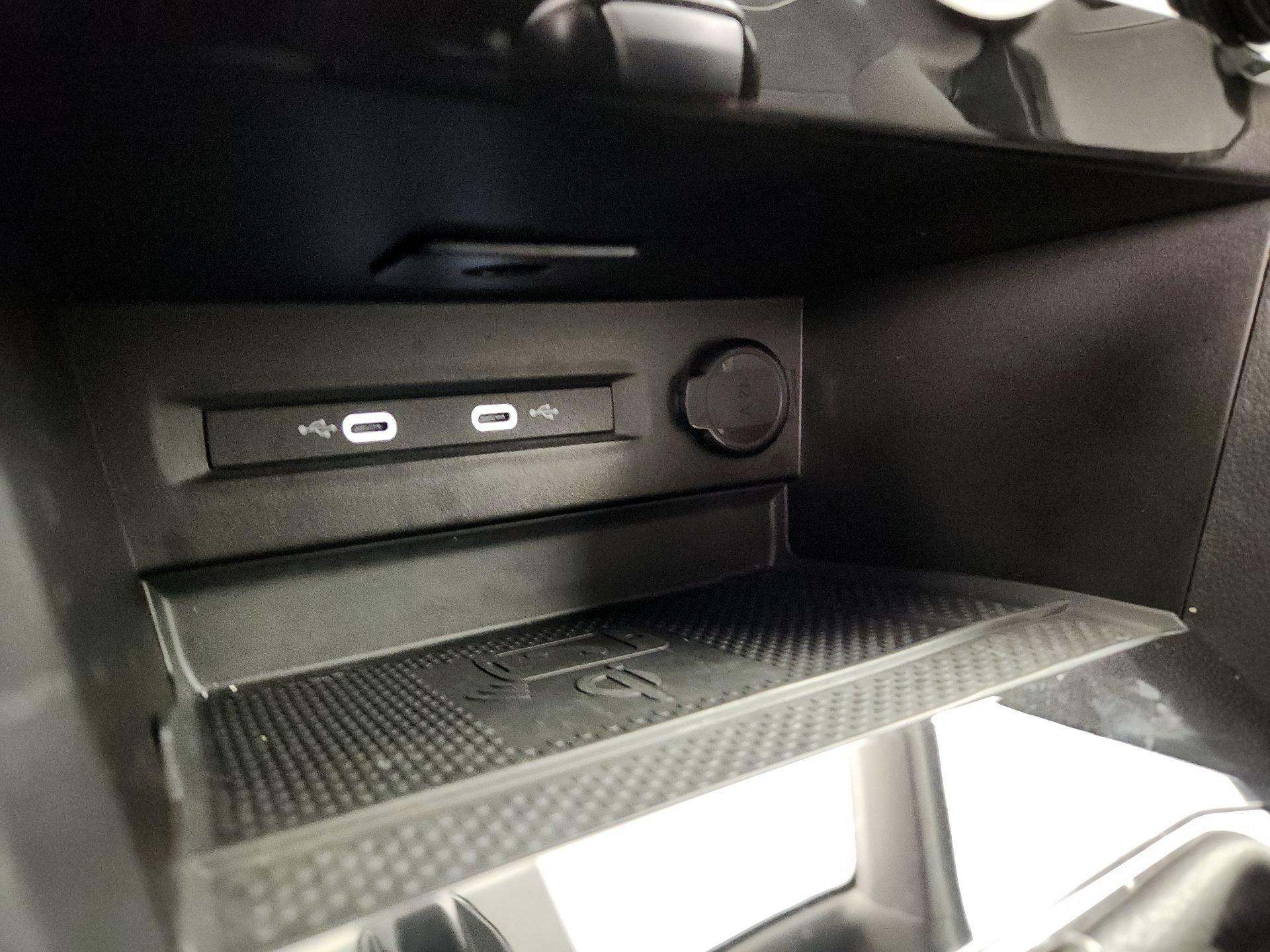 Thumbnail: 2024 Volkswagen Taos - 18