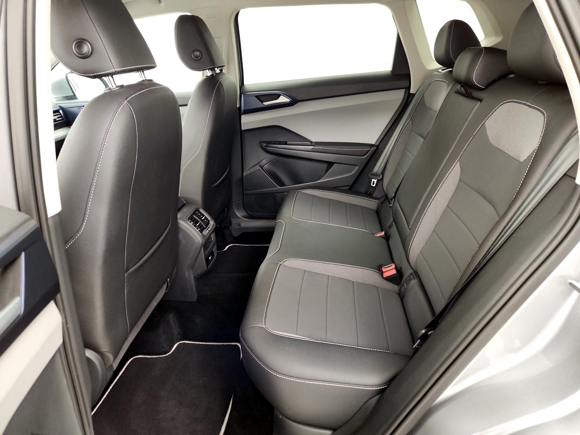 Thumbnail: 2024 Volkswagen Taos - 19