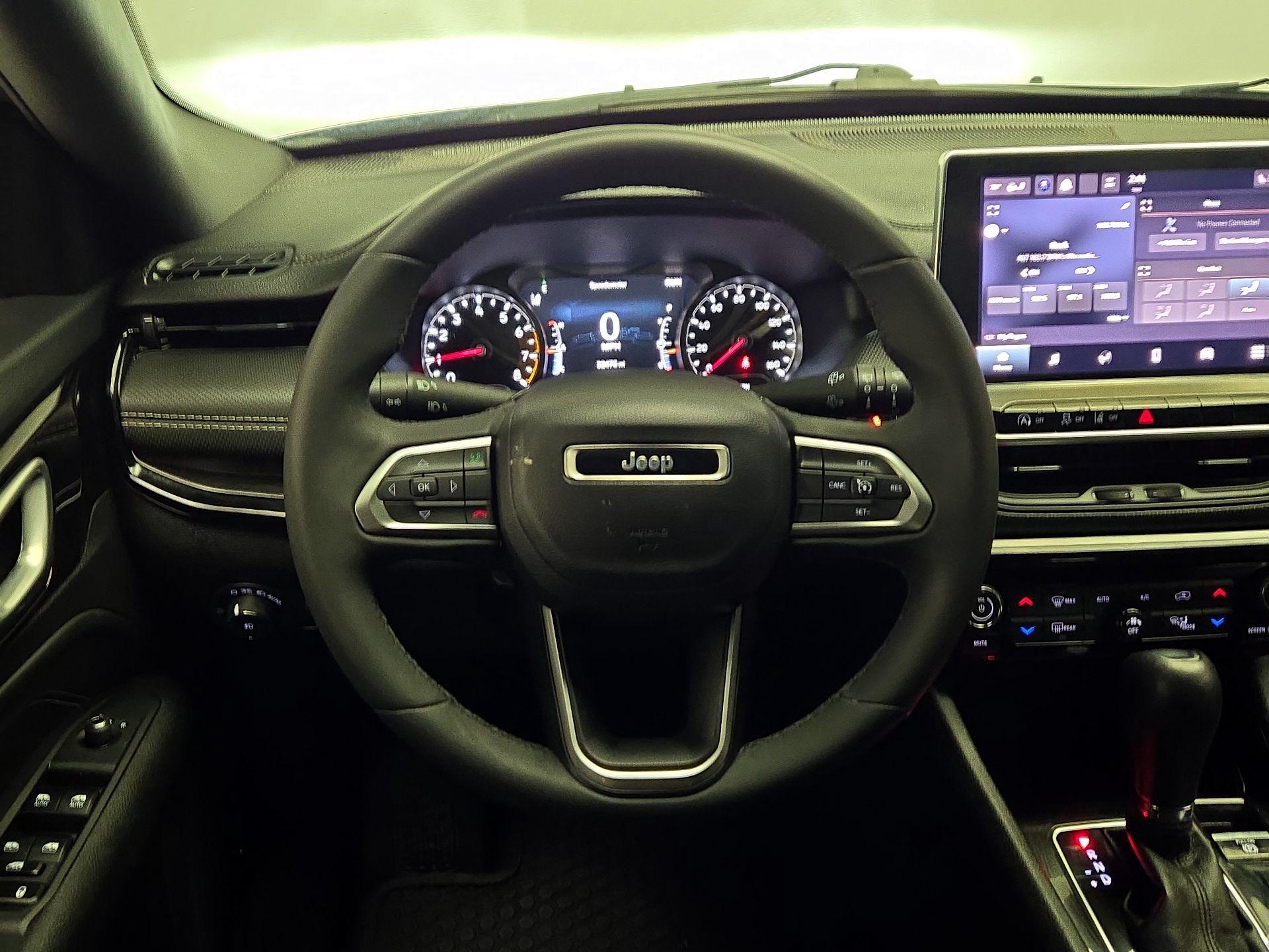 Thumbnail: 2023 Jeep Compass - 10