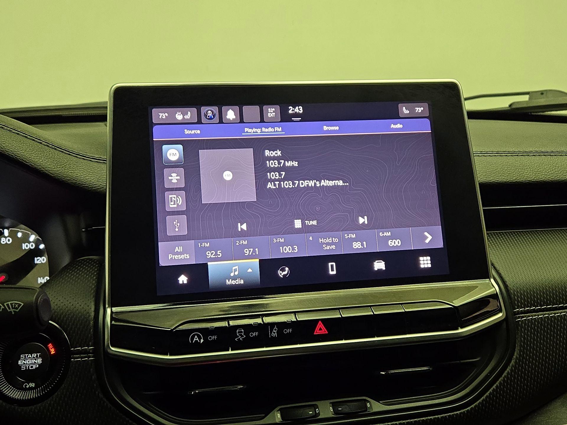 Thumbnail: 2023 Jeep Compass - 15