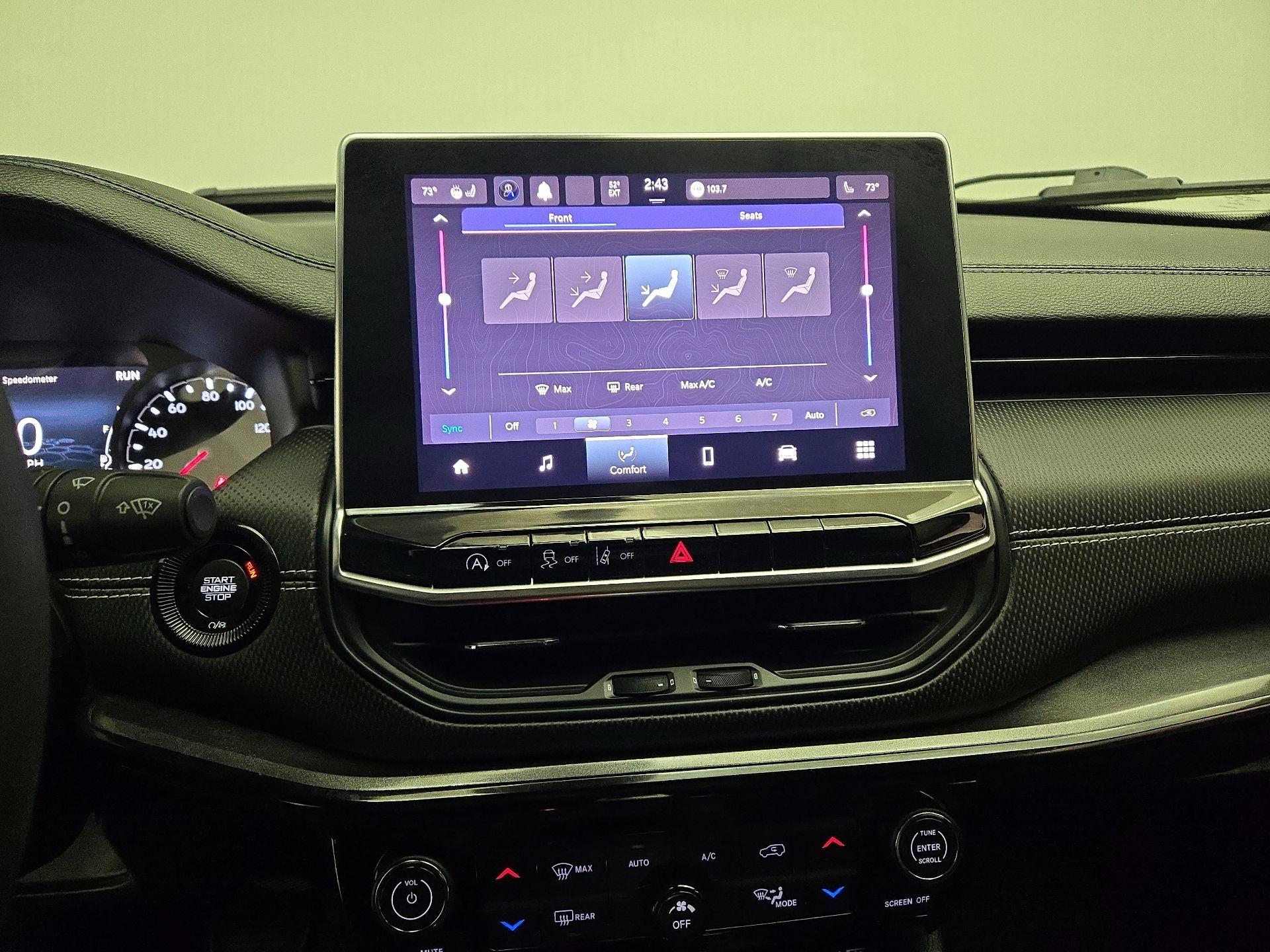 Thumbnail: 2023 Jeep Compass - 16