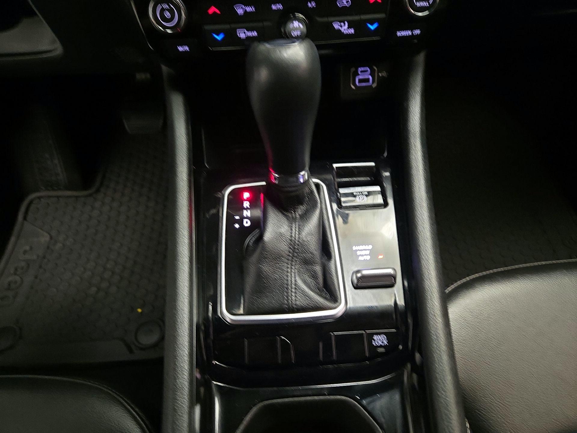 Thumbnail: 2023 Jeep Compass - 17