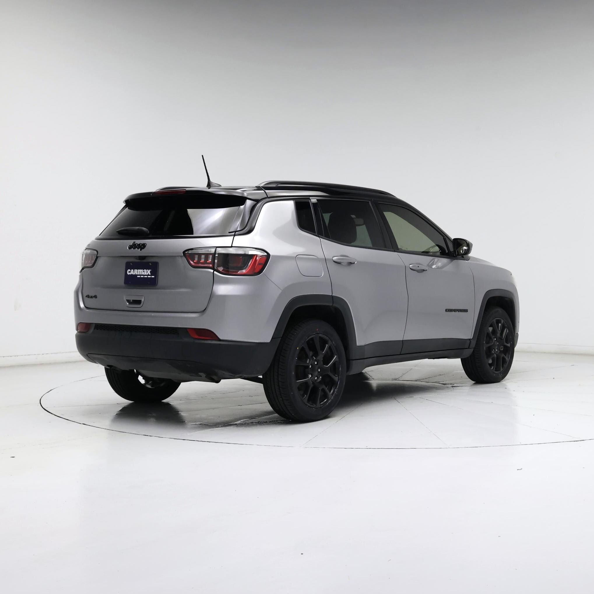 Thumbnail: 2023 Jeep Compass - 8