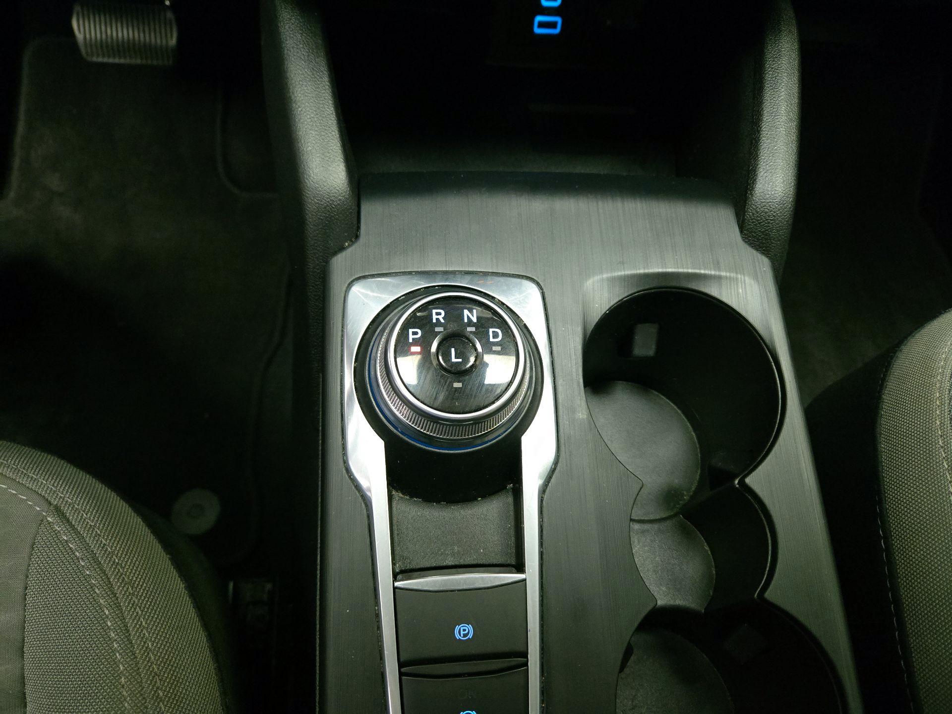 Thumbnail: 2022 Ford Escape - 17