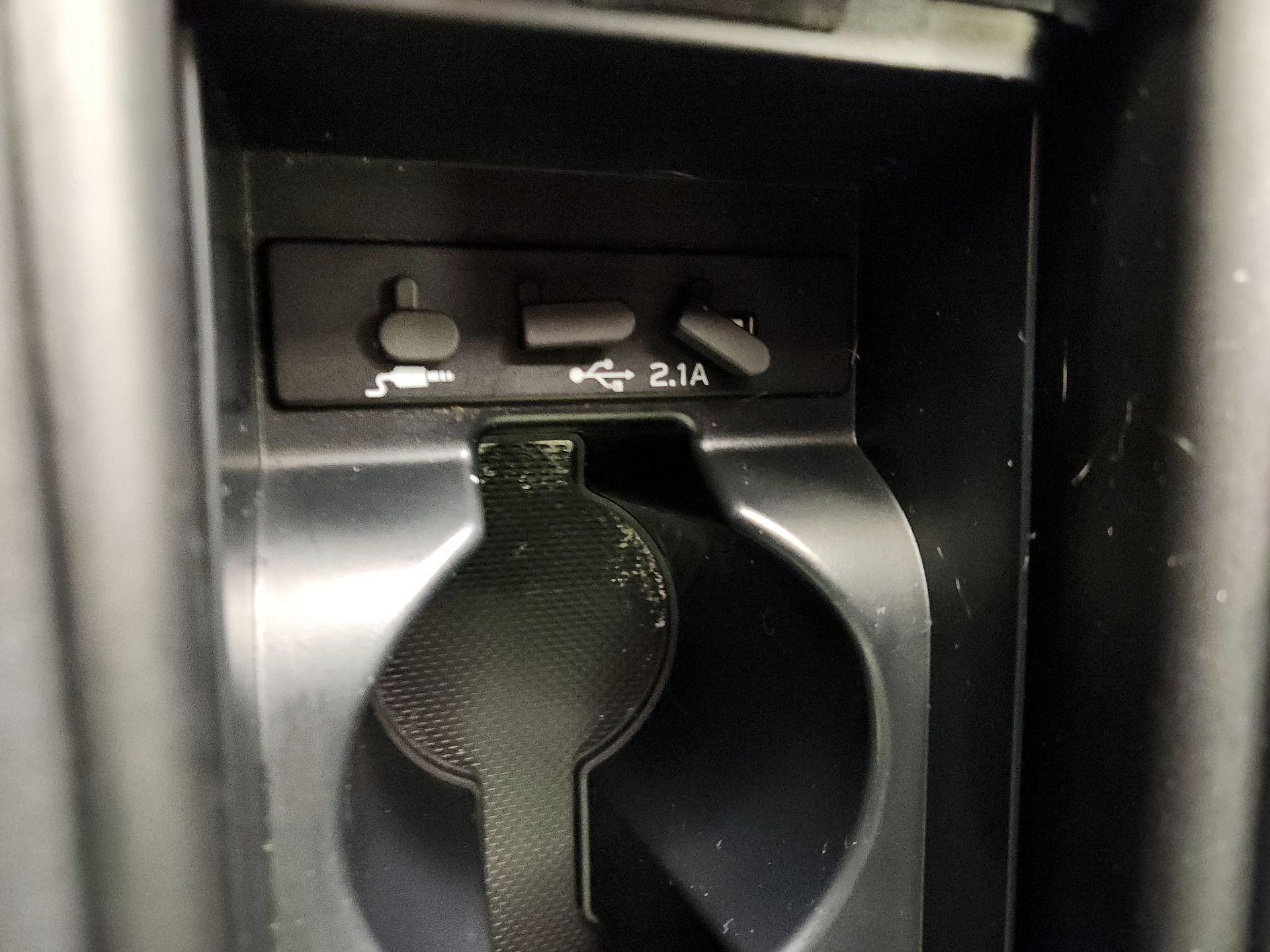 Thumbnail: 2023 Toyota GR86 - 18